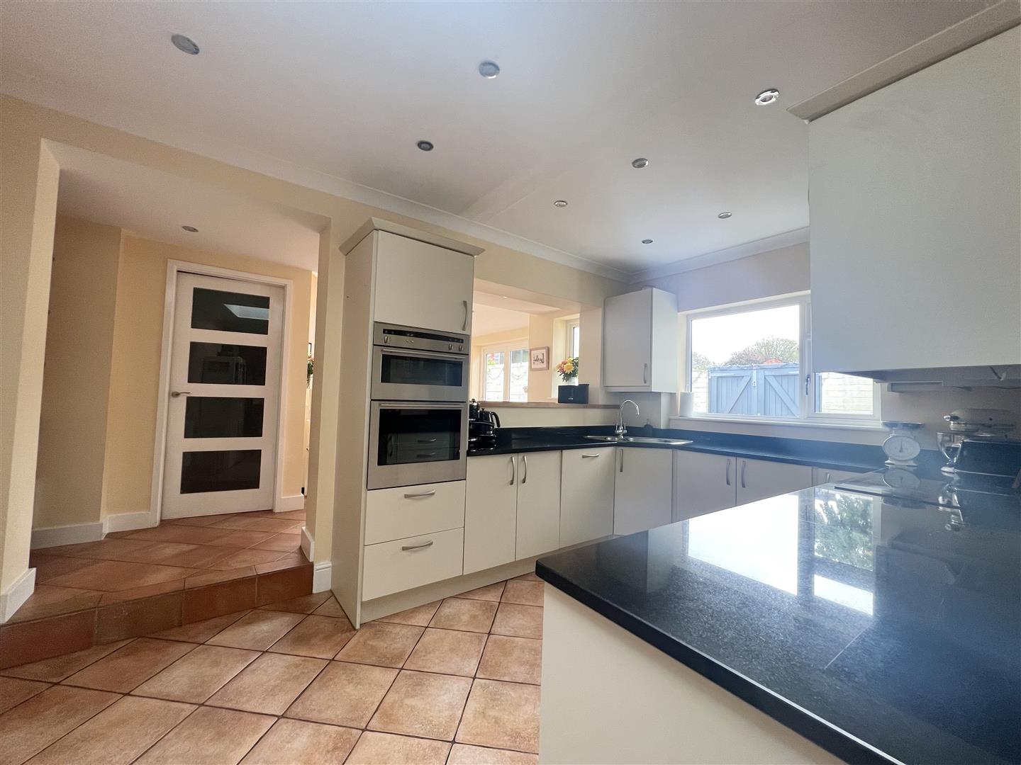 5 bed detached house for sale in Bromsgrove Road, Stourbridge  - Property Image 8