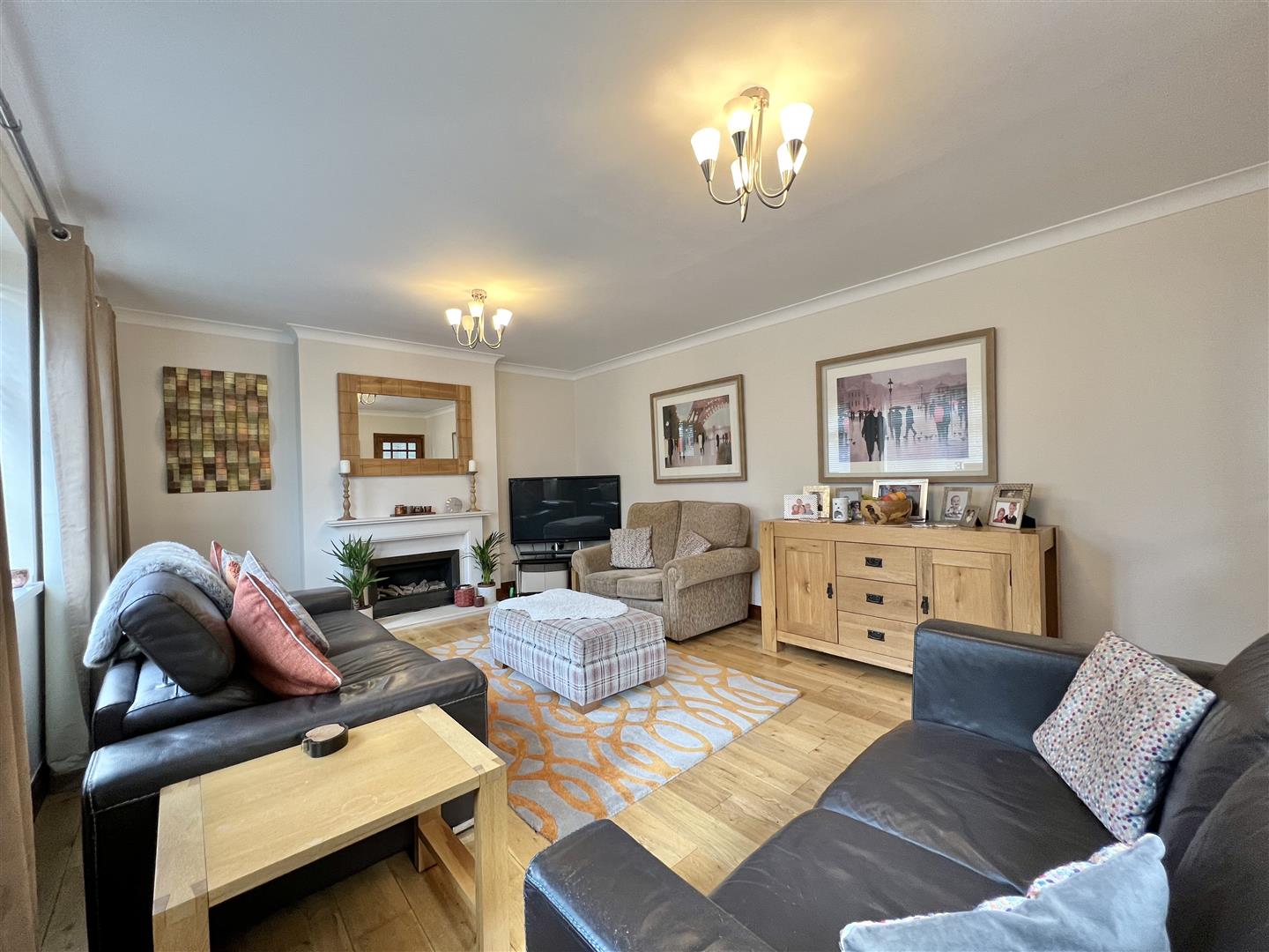 3 bed house for sale in Worcester Road, Stourbridge  - Property Image 5