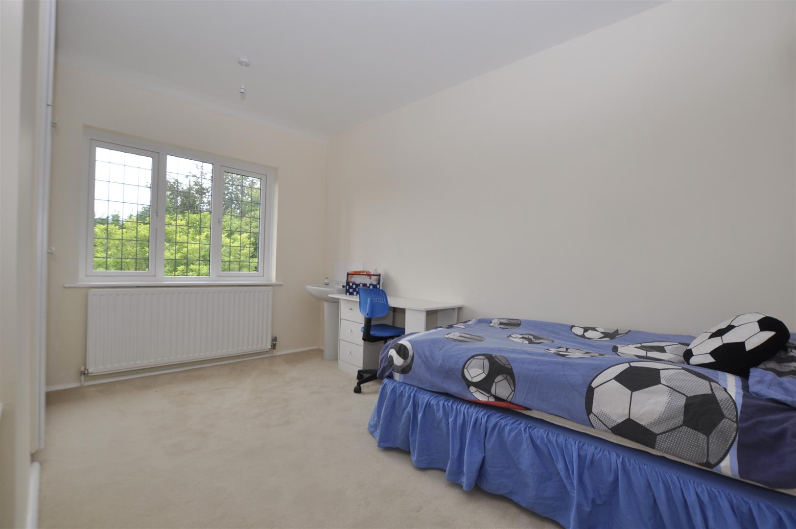 5 bed house for sale in Bromwich Lane, Stourbridge  - Property Image 13