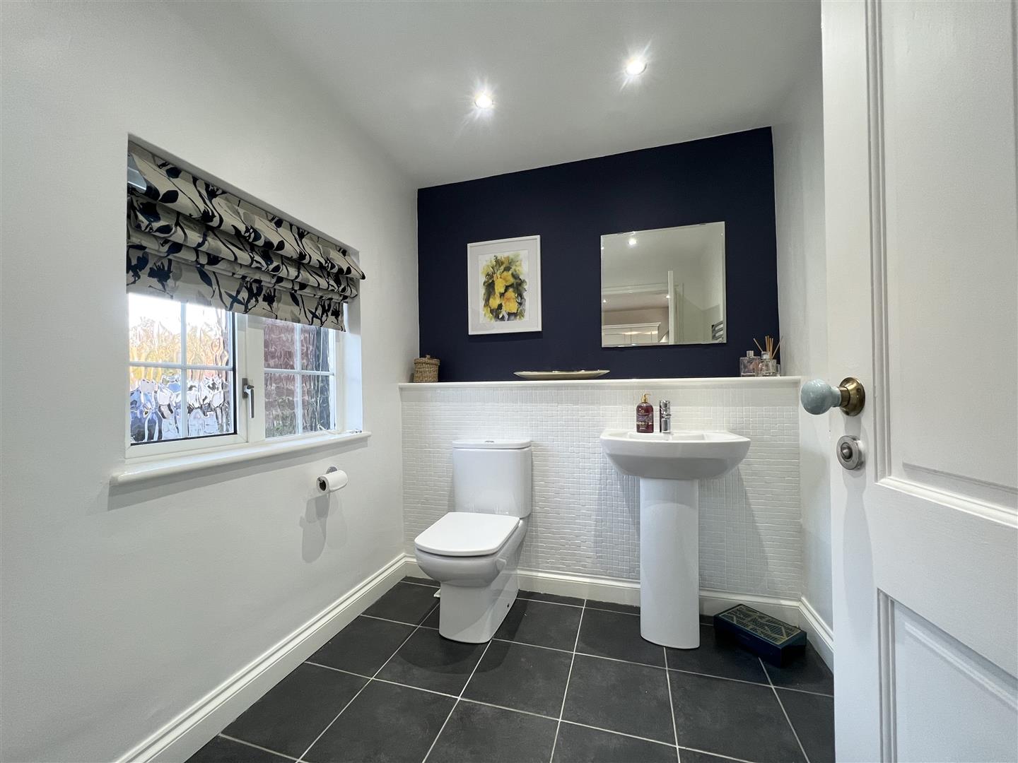 4 bed house for sale in Pinchers Close, Stourbridge  - Property Image 10