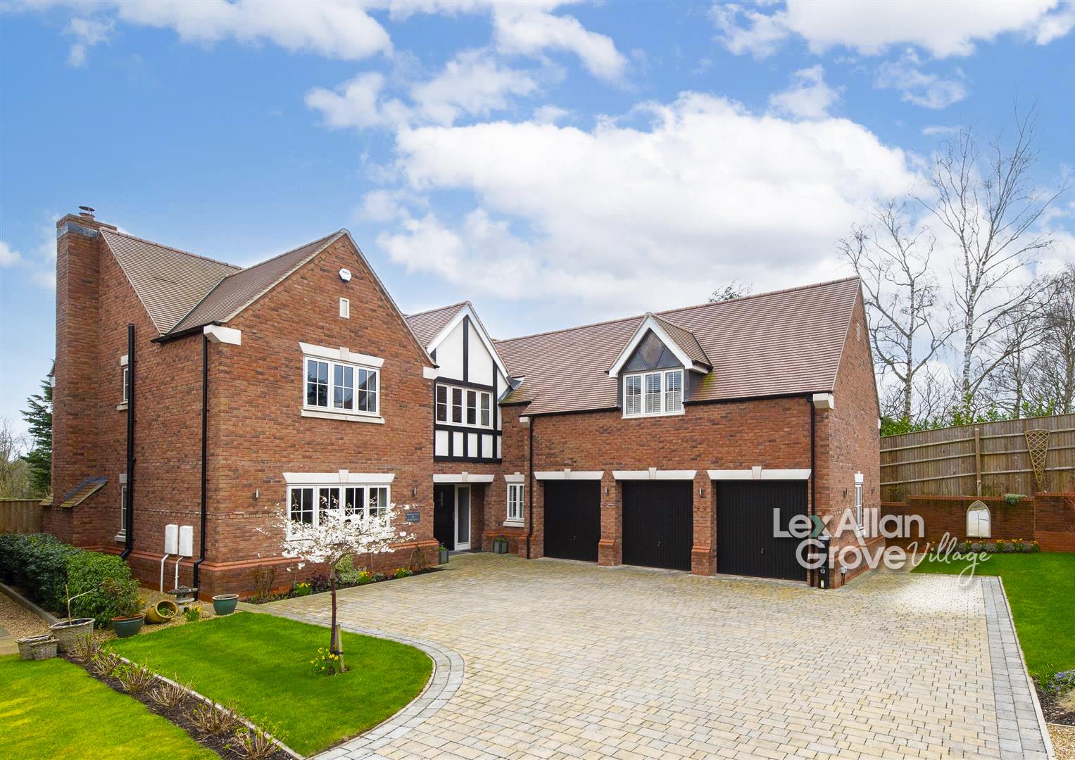 5 bed house for sale in Manor Gardens, Clent  - Property Image 1
