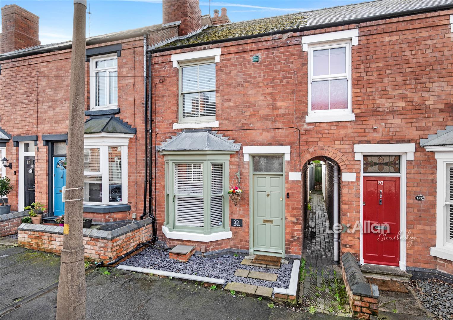 2 bed terraced house for sale in Brook Street, Stourbridge - Property Image 1