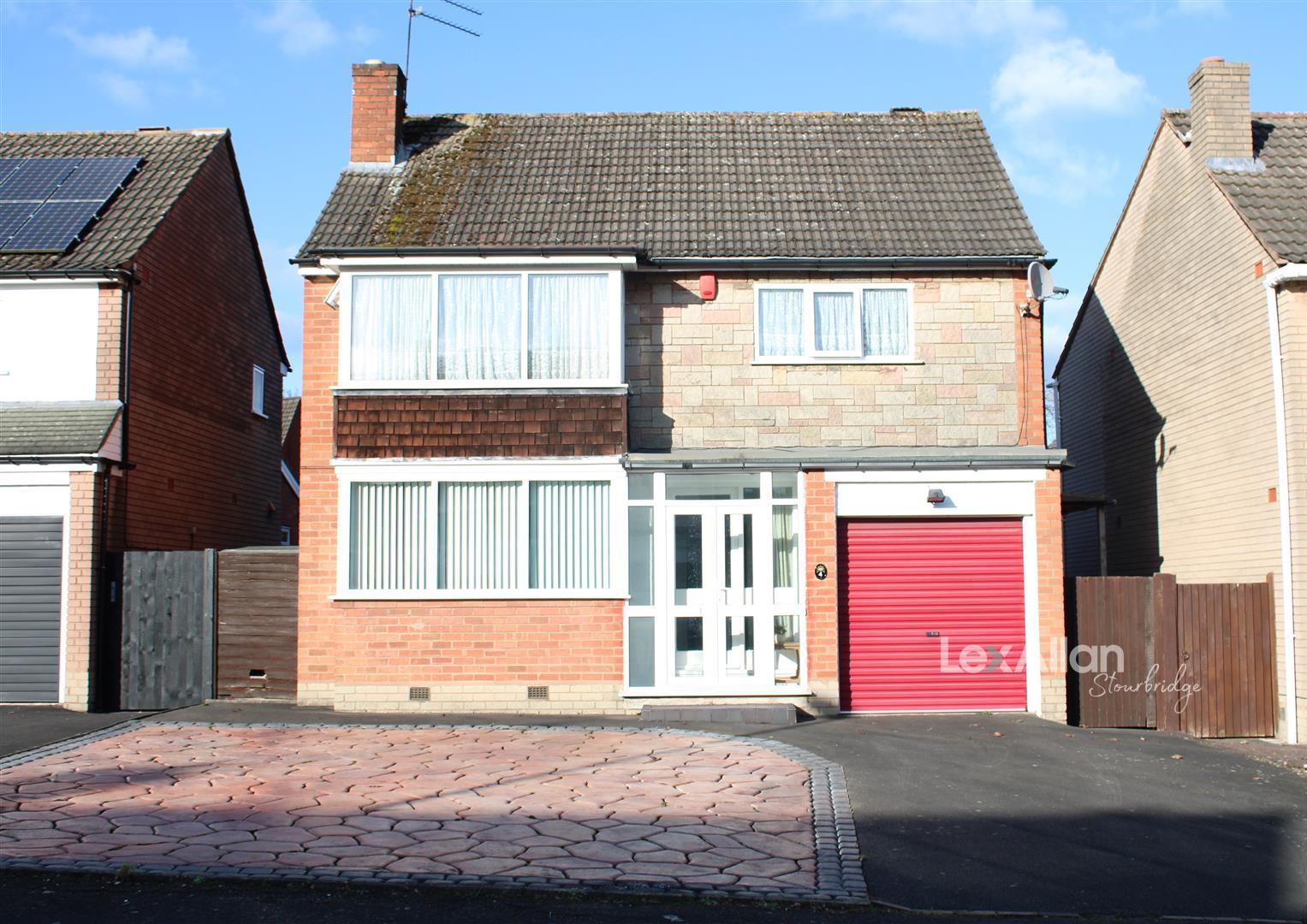 3 bed detached house for sale in Siskin Road, Stourbridge  - Property Image 1