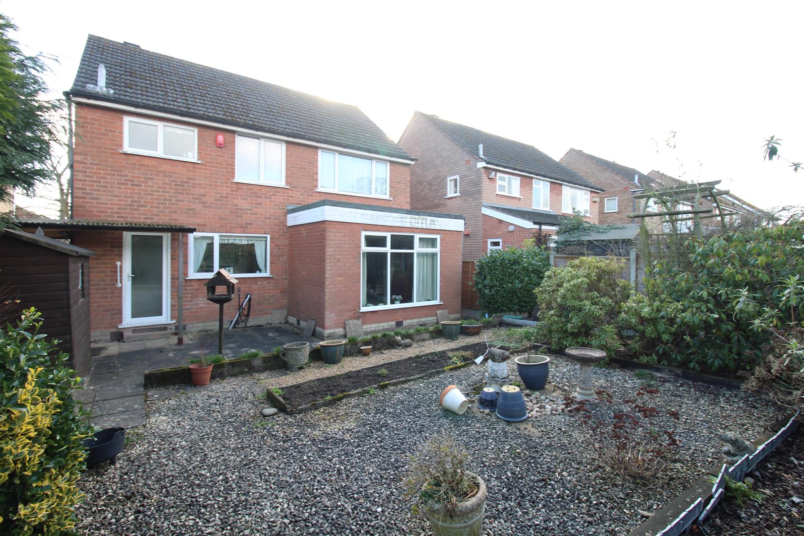 3 bed detached house for sale in Siskin Road, Stourbridge  - Property Image 16