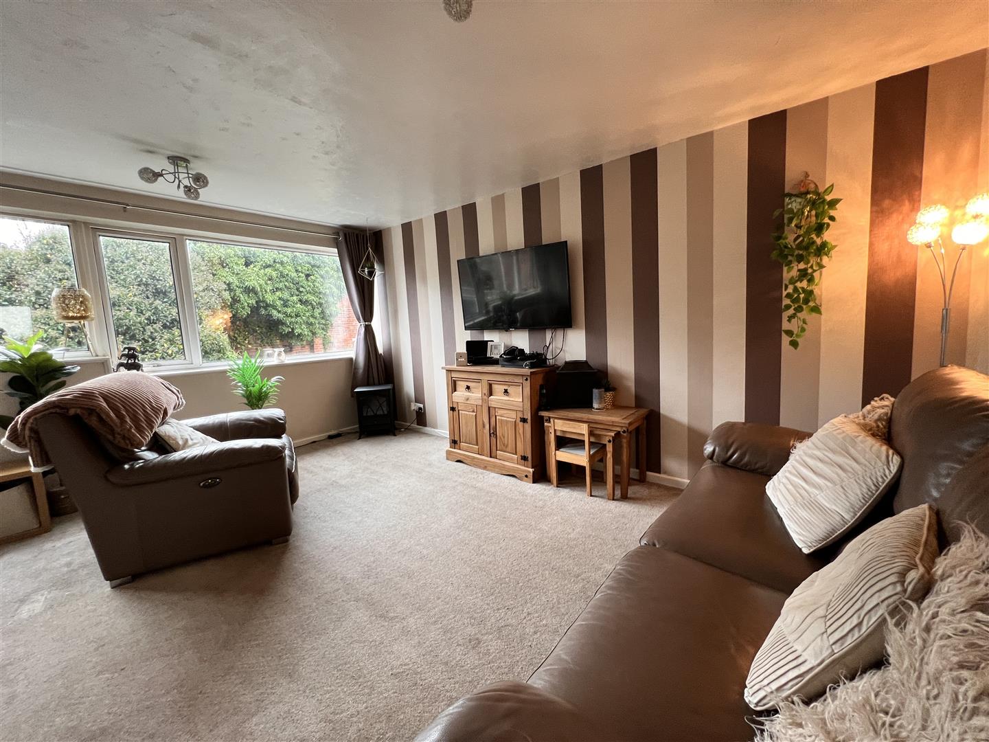 3 bed town house for sale in Beach Street, Halesowen  - Property Image 3
