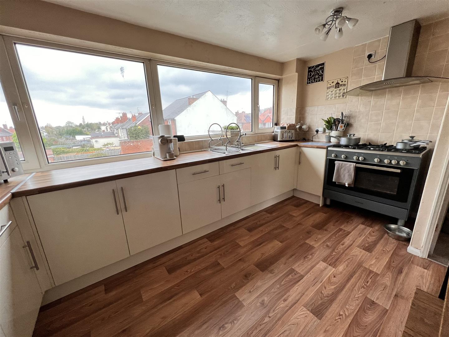 3 bed town house for sale in Beach Street, Halesowen  - Property Image 4