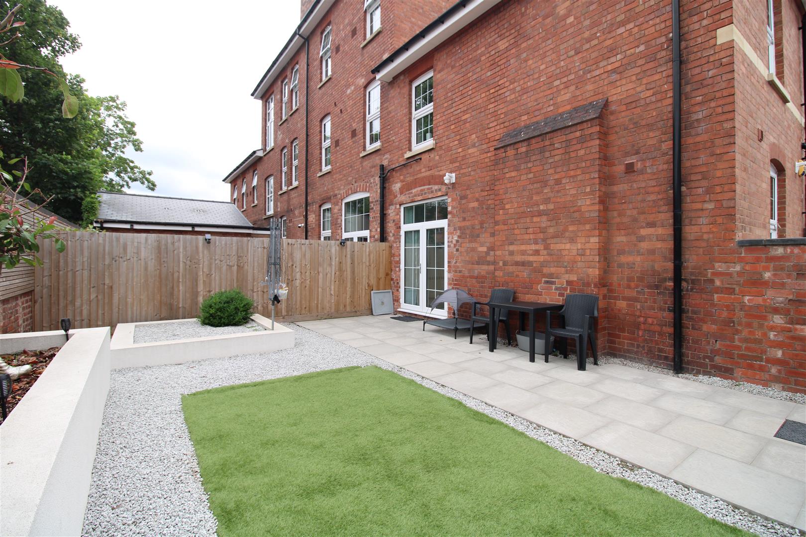 1 bed apartment for sale in Victoria Street, Stourbridge  - Property Image 12