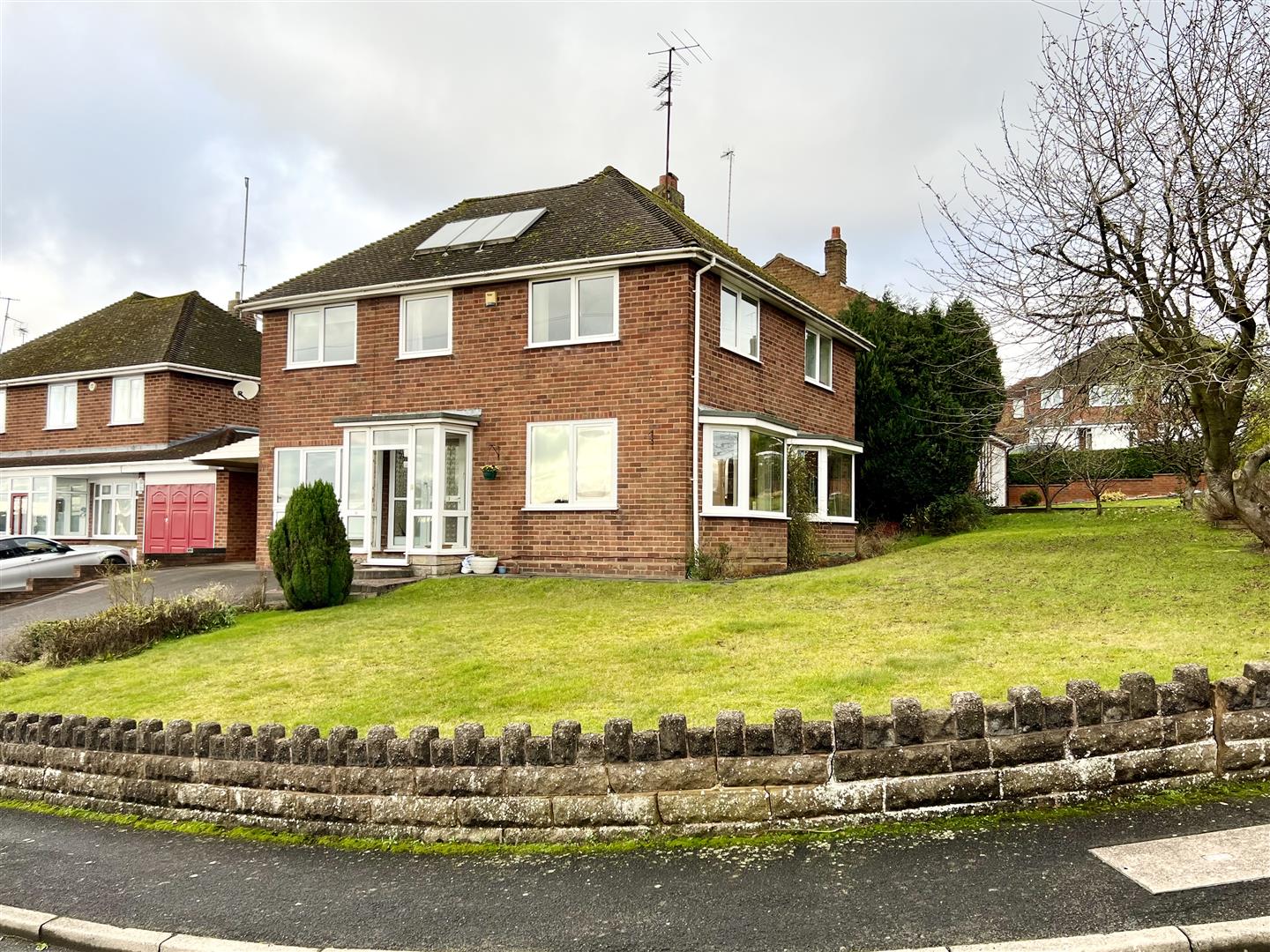 4 bed detached house for sale in Alison Road, Halesowen  - Property Image 2
