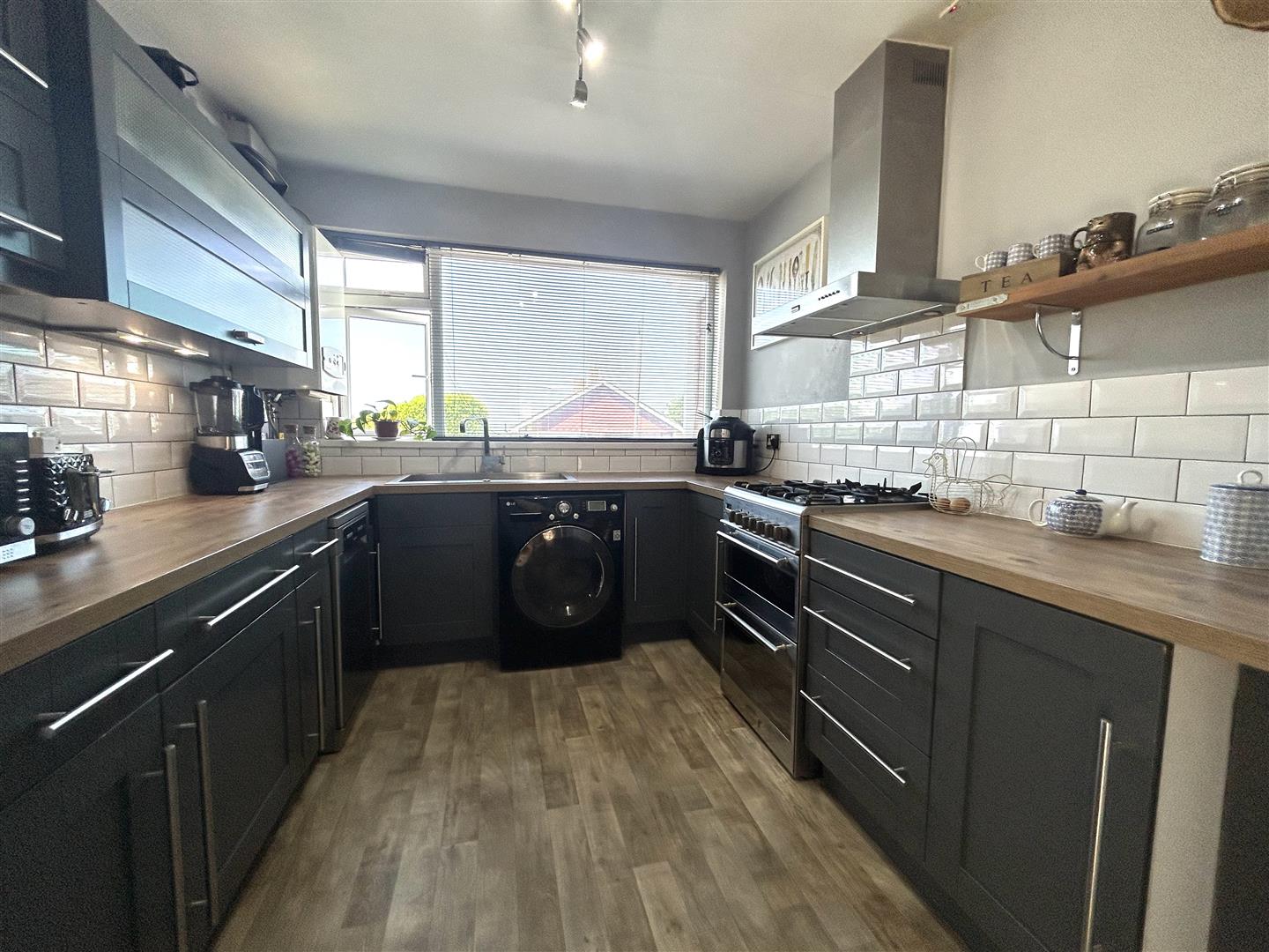 3 bed semi-detached house for sale in Spring Street, Halesowen  - Property Image 9