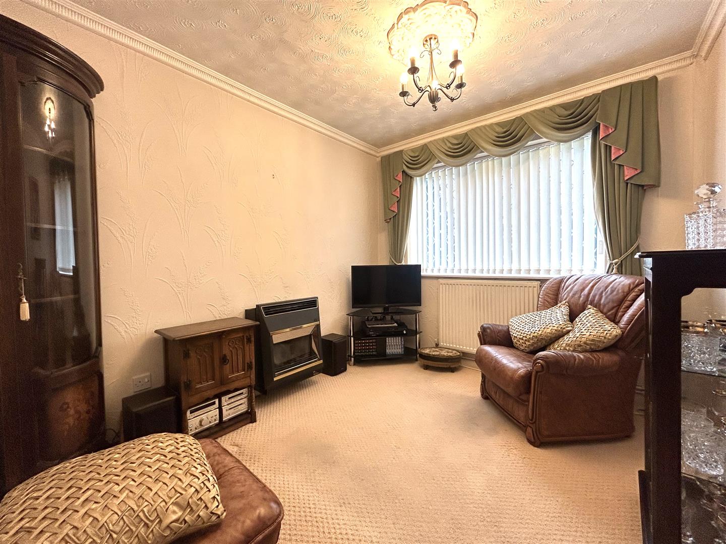 3 bed detached bungalow for sale in Willow Heights, Cradley Heath  - Property Image 8