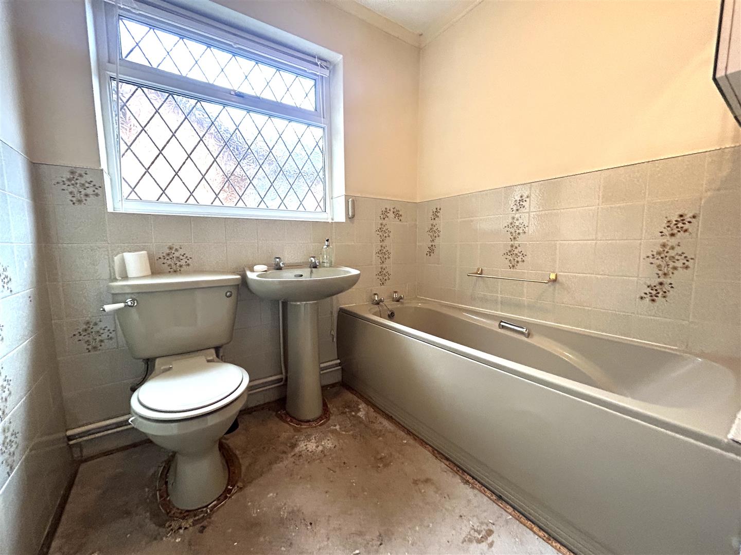 3 bed detached bungalow for sale in Willow Heights, Cradley Heath  - Property Image 9