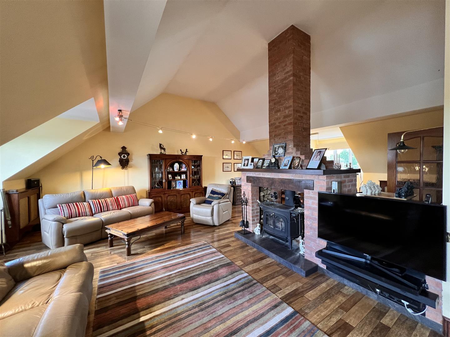 3 bed detached house for sale in Herne's Nest, Bewdley  - Property Image 8