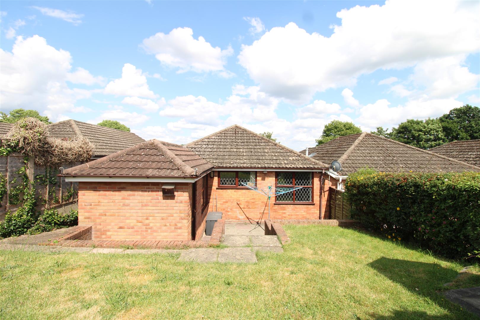 3 bed semi-detached bungalow for sale in Woods Lane, Brierley Hill  - Property Image 16