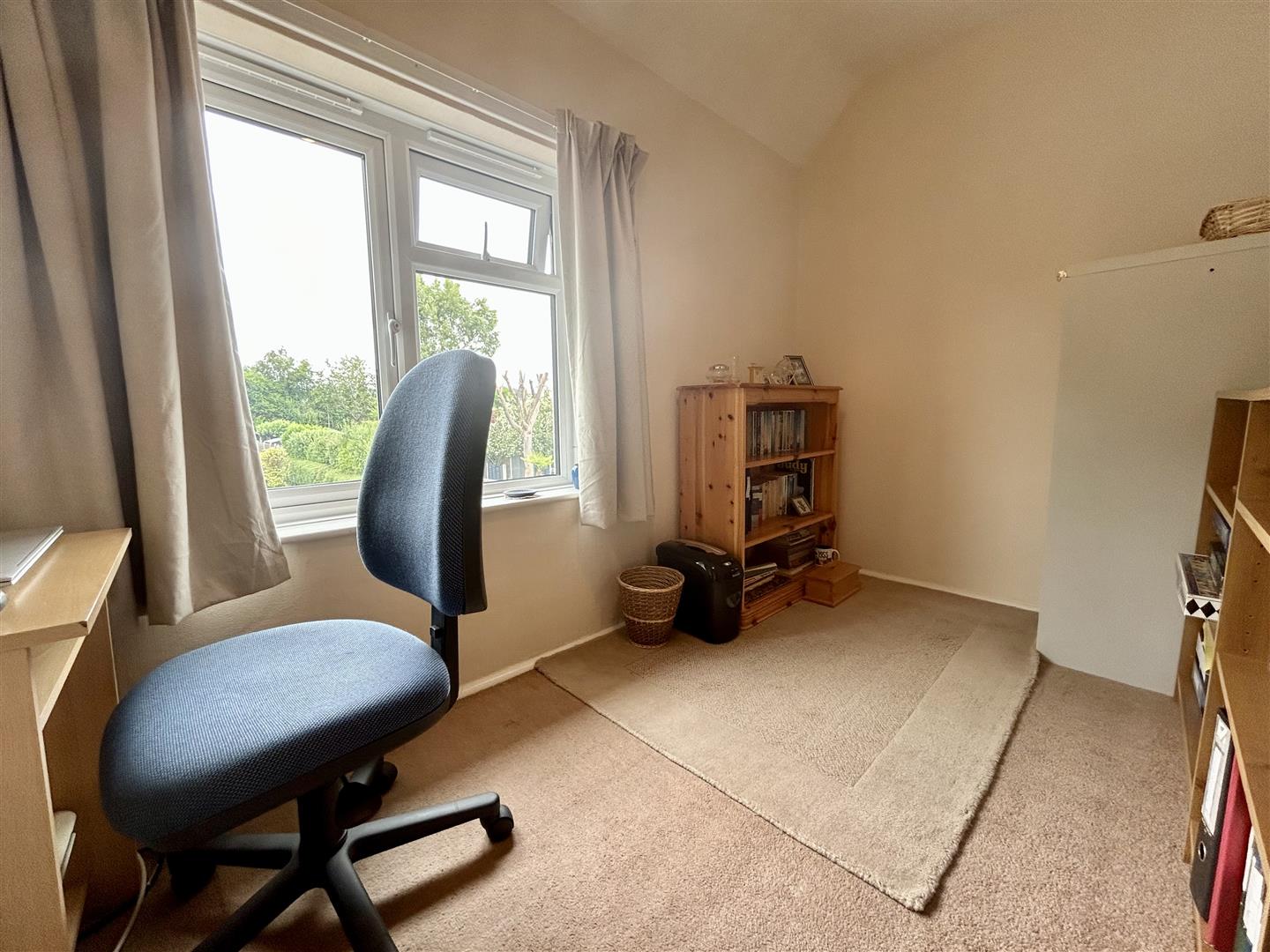 3 bed semi-detached house for sale in Belbroughton Road, Kidderminster  - Property Image 15