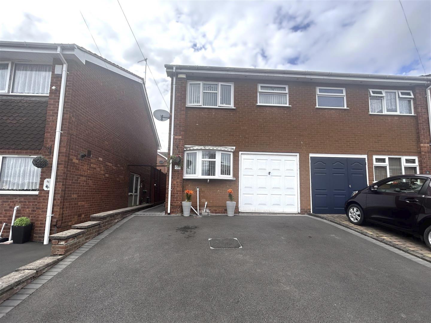 3 bed semi-detached house for sale in Lotus Drive, Cradley Heath  - Property Image 17