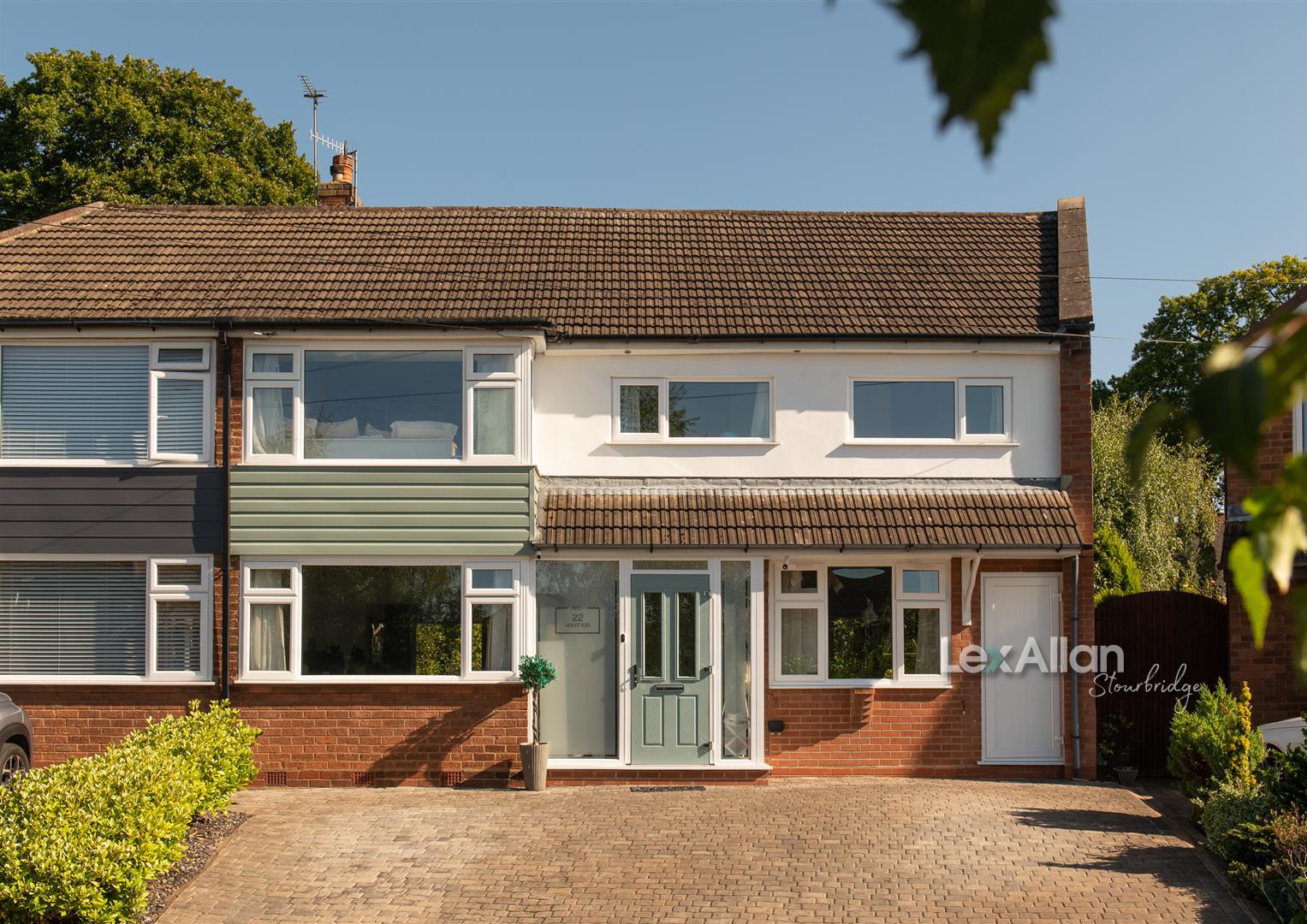 4 bed semi-detached house for sale in Mayfair, Stourbridge  - Property Image 1