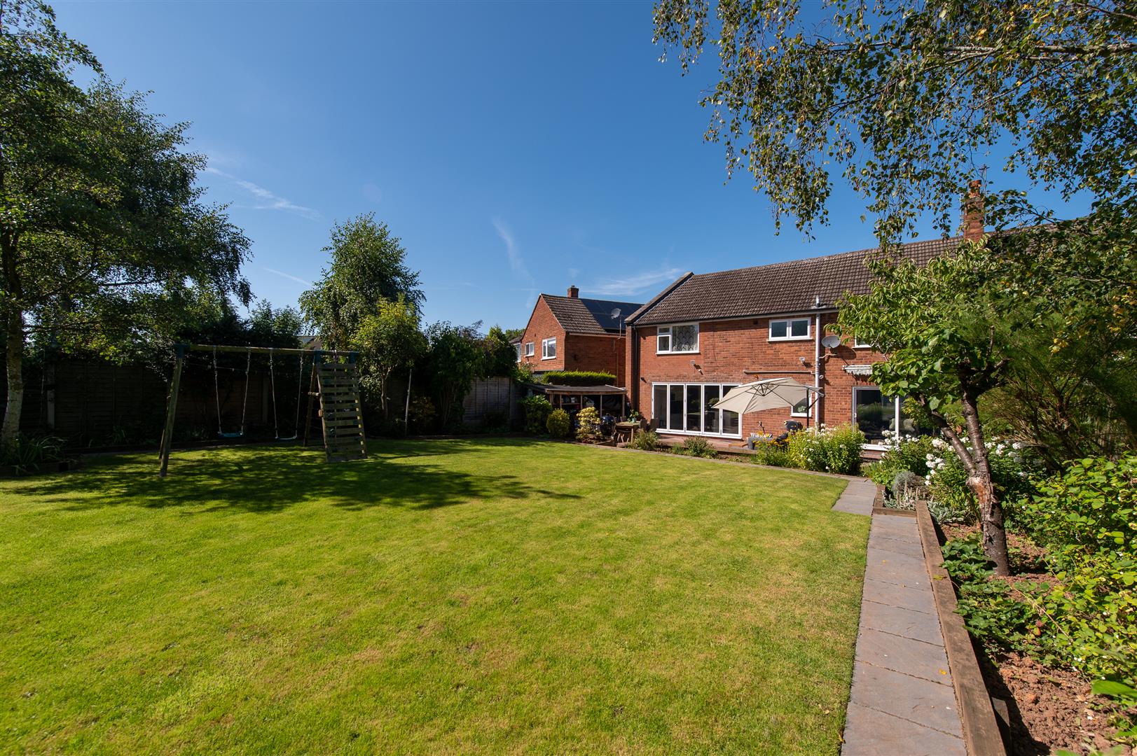 4 bed semi-detached house for sale in Mayfair, Stourbridge  - Property Image 31