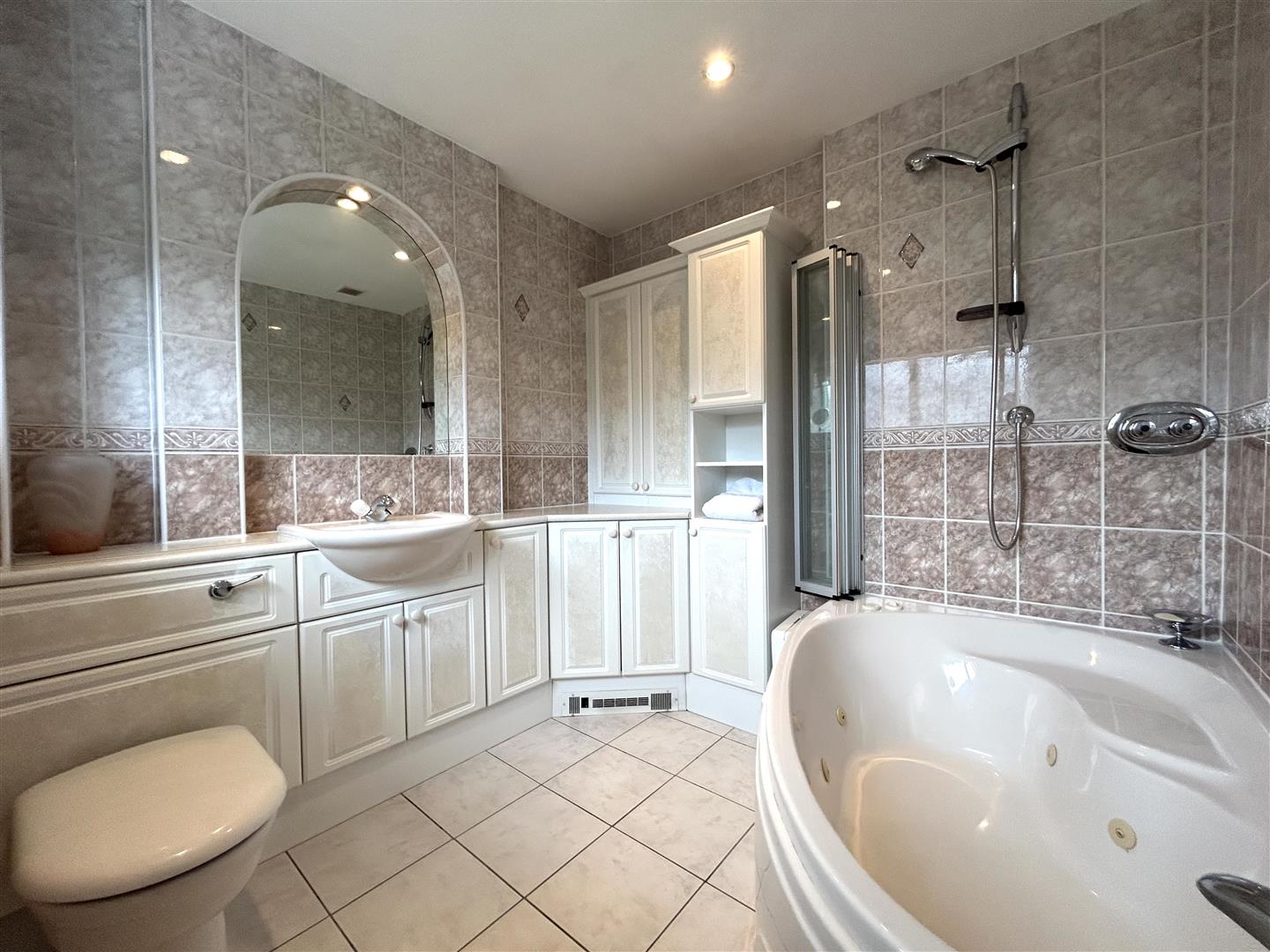 3 bed detached house for sale in Broadway Avenue, Halesowen  - Property Image 16