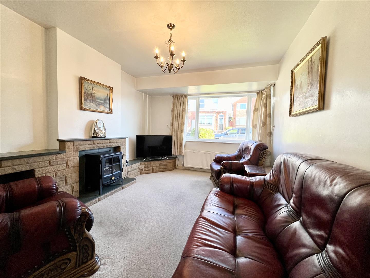 3 bed semi-detached house for sale in Cobham Road, Halesowen  - Property Image 2