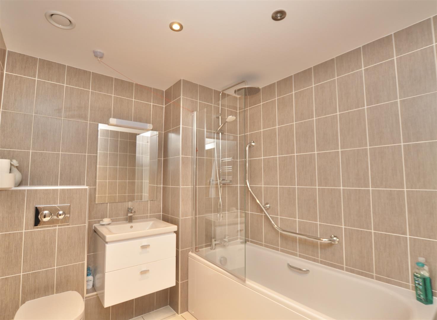 2 bed apartment for sale in Park Road, Stourbridge  - Property Image 17