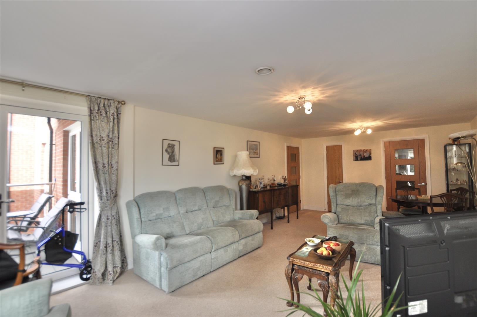 2 bed apartment for sale in Park Road, Stourbridge  - Property Image 10