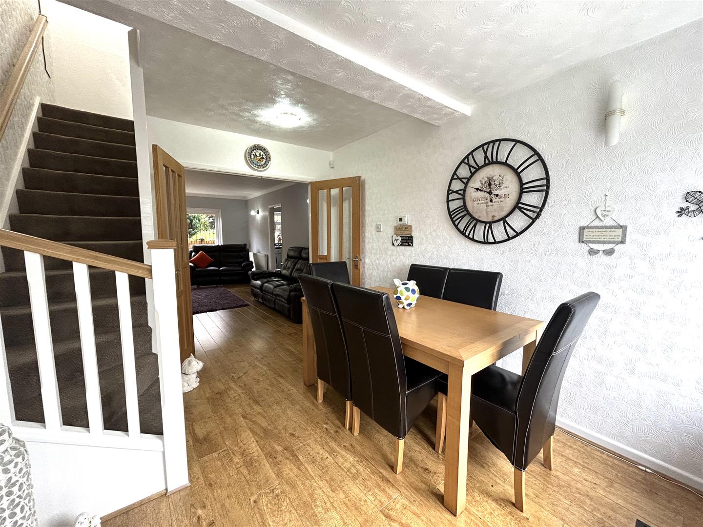 3 bed semi-detached house for sale in Castle Close, Cradley Heath  - Property Image 3