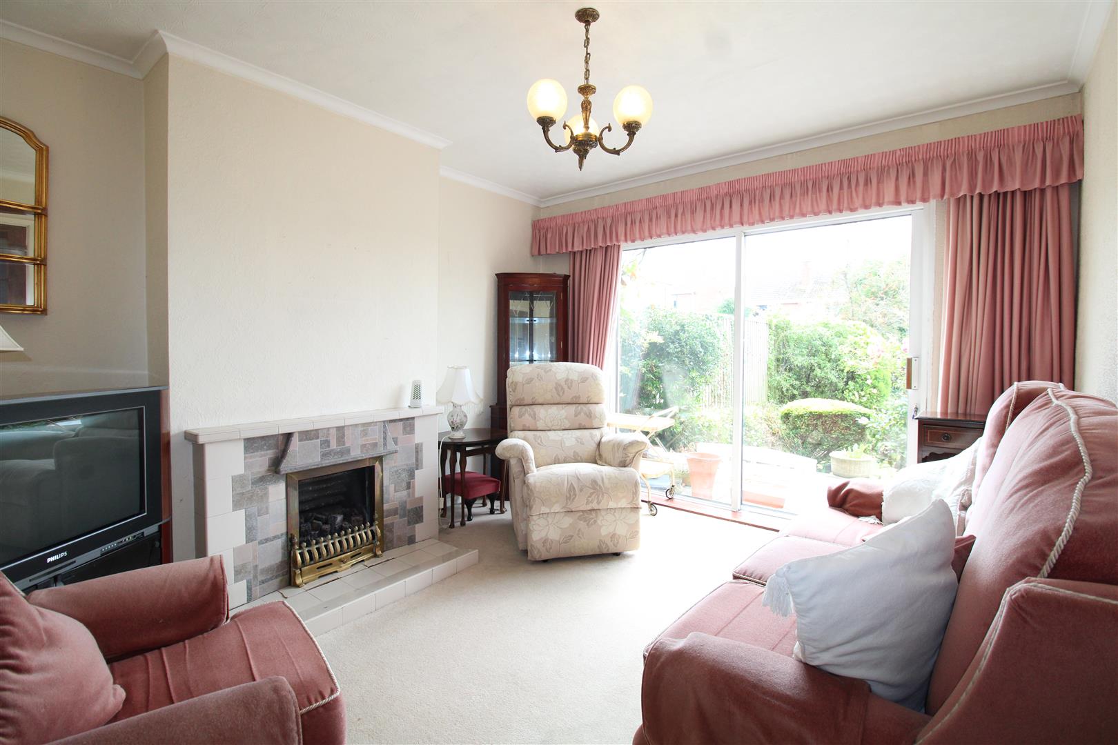 3 bed semi-detached house for sale in Himley Road, Dudley  - Property Image 2