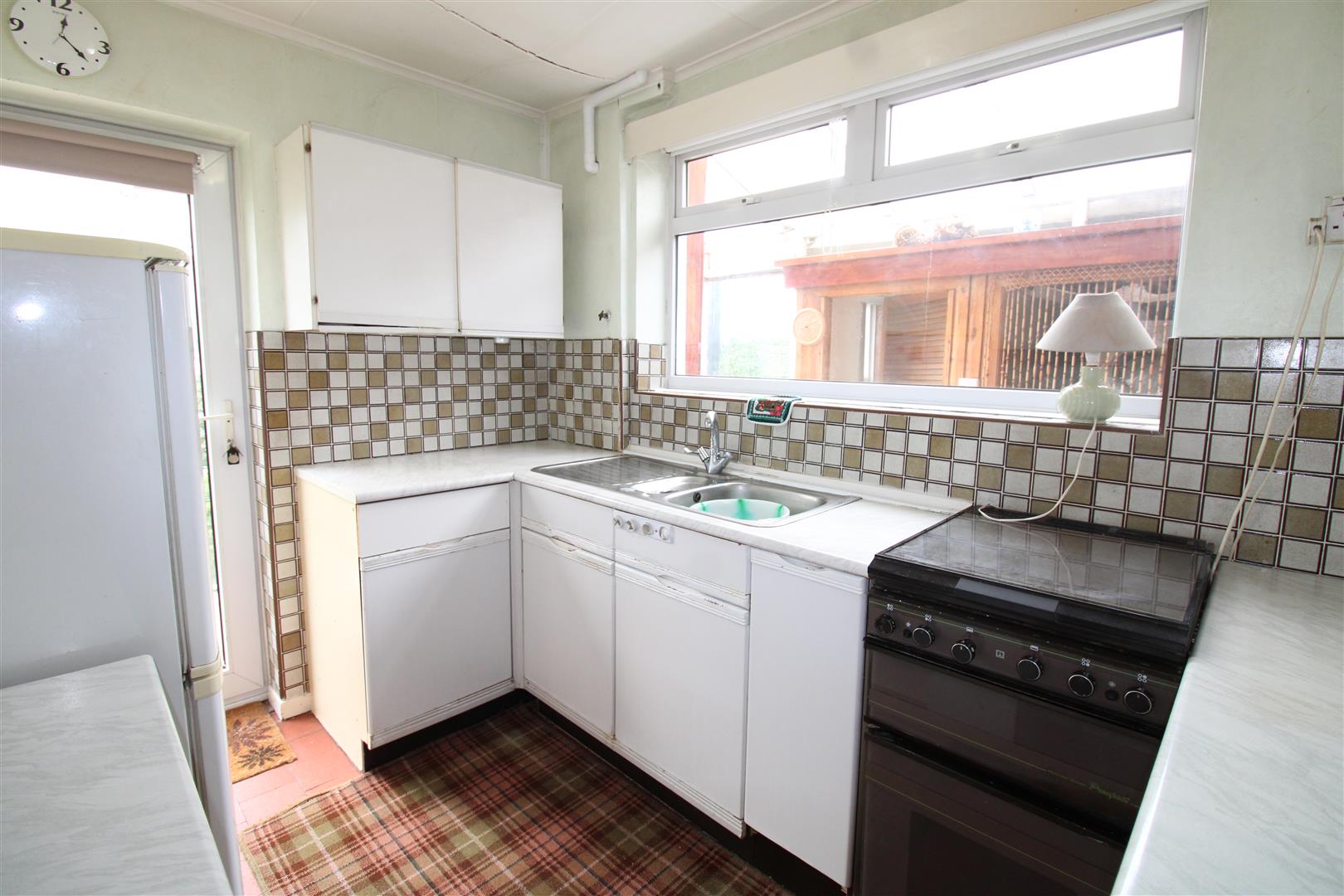 3 bed semi-detached house for sale in Himley Road, Dudley  - Property Image 4