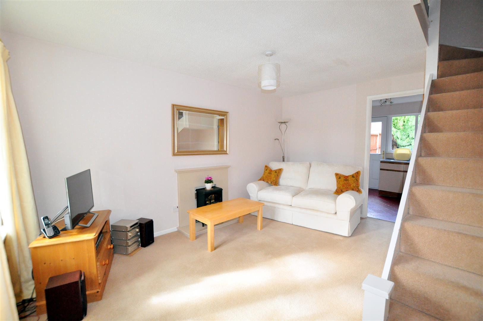 2 bed terraced house for sale in Woodhouse  Orchard, Stourbridge  - Property Image 2