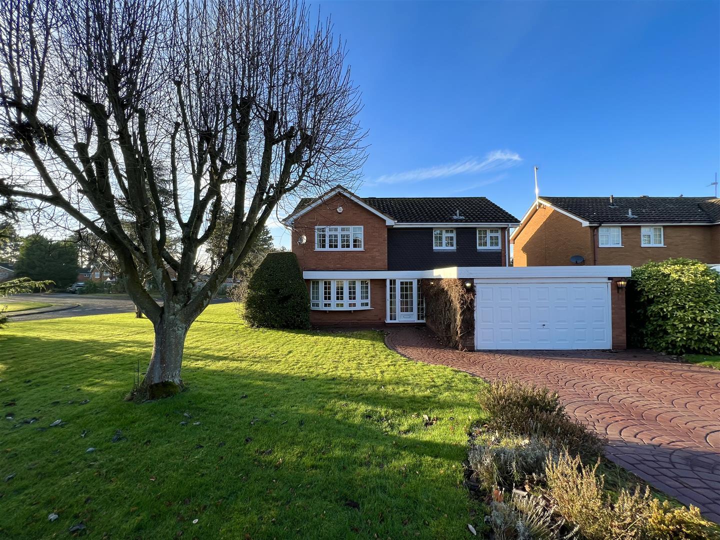 4 bed detached house for sale in Woodchester, Hagley Stourbridge  - Property Image 22