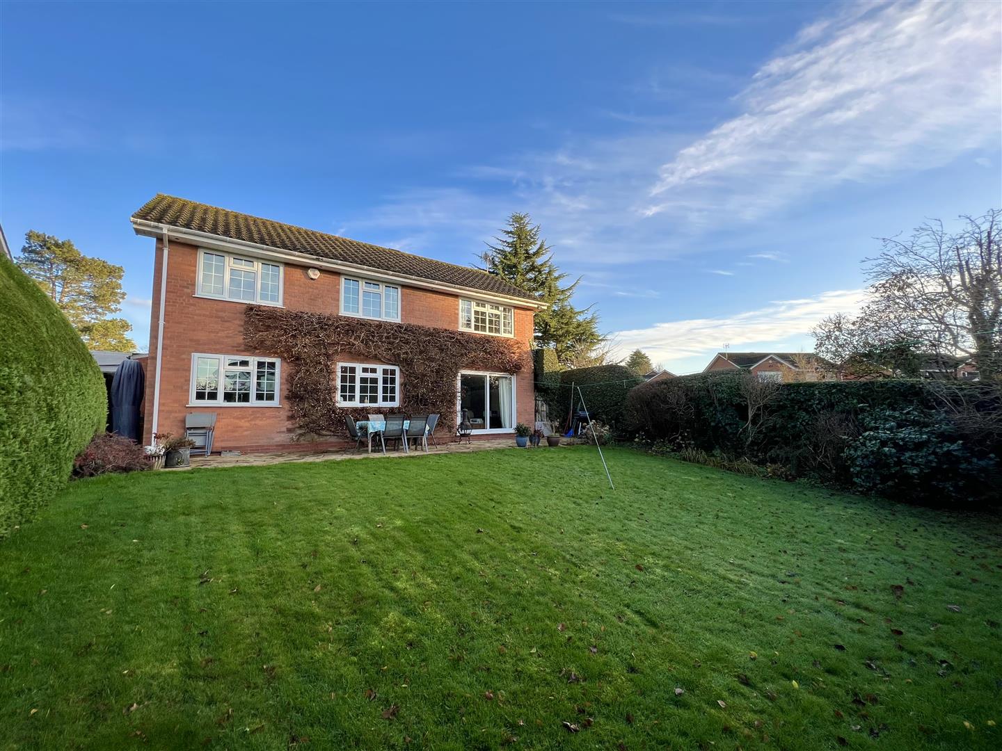 4 bed detached house for sale in Woodchester, Hagley Stourbridge  - Property Image 21