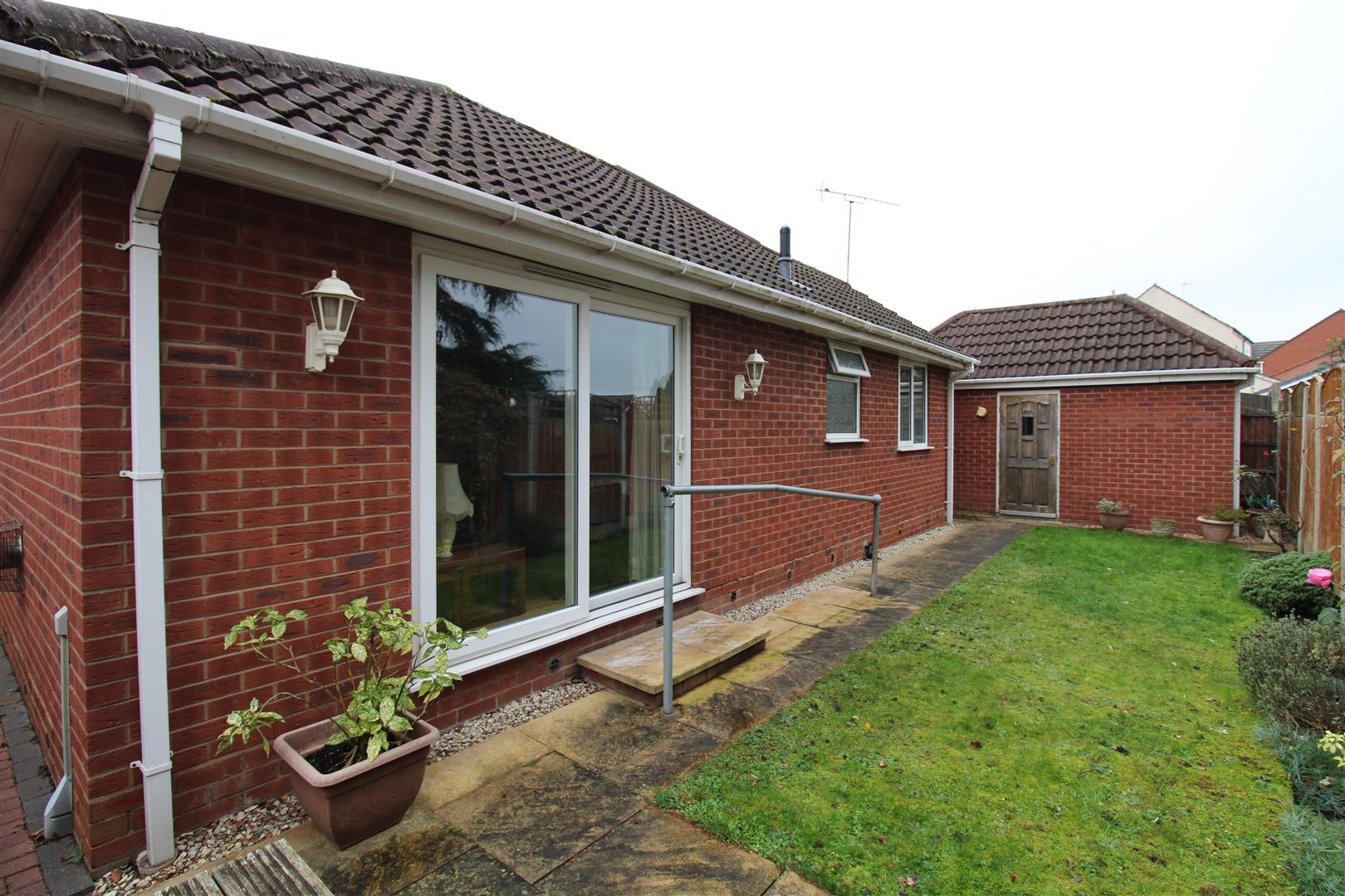 2 bed detached bungalow for sale in Birch Coppice, Brierley Hill  - Property Image 11