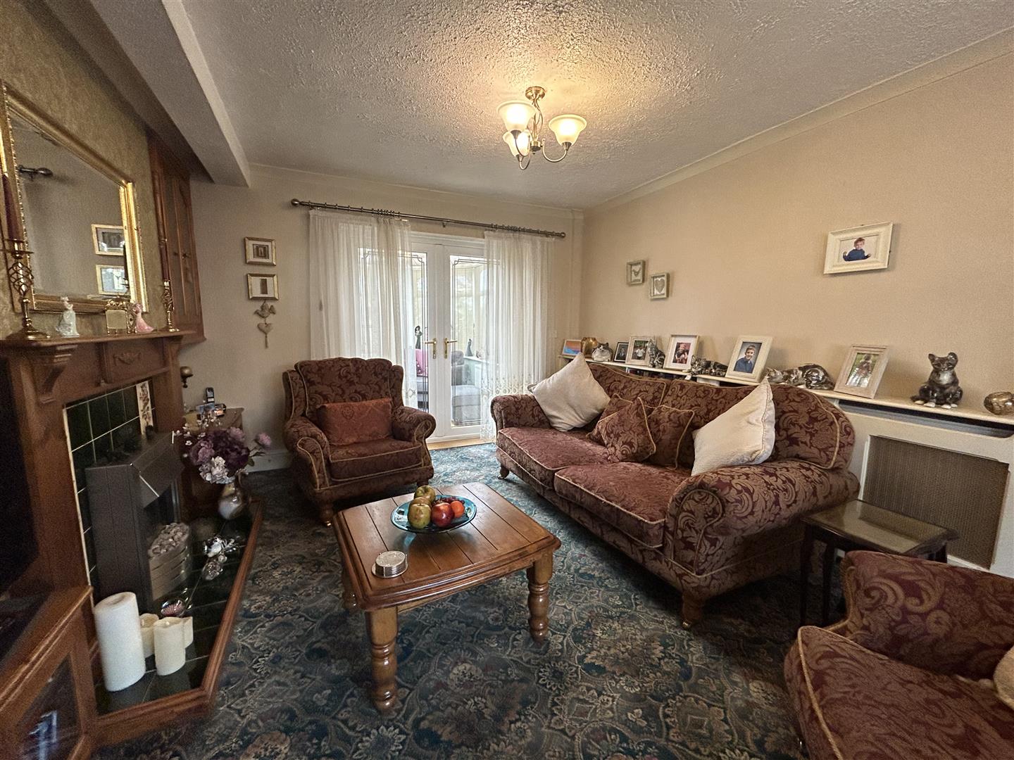 3 bed semi-detached house for sale in Ashfield Crescent, Dudley  - Property Image 6