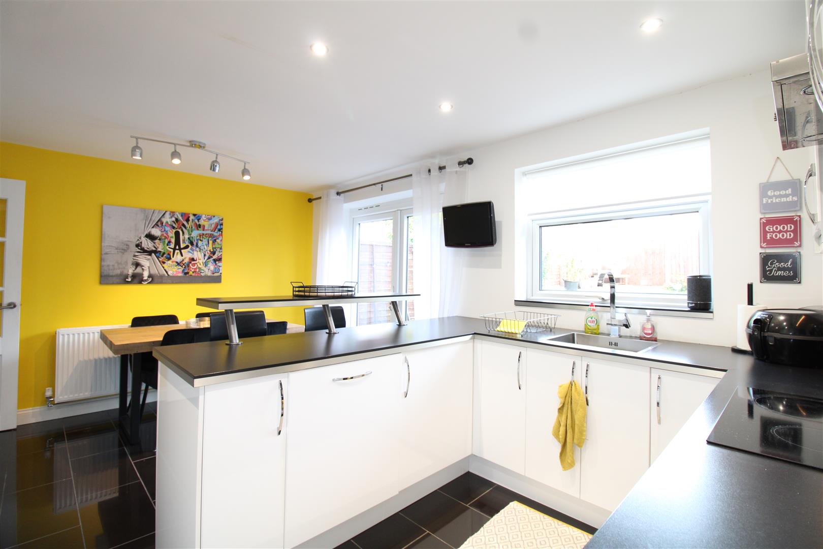 3 bed detached house for sale in Tarry Hollow Road, Brierley Hill  - Property Image 4