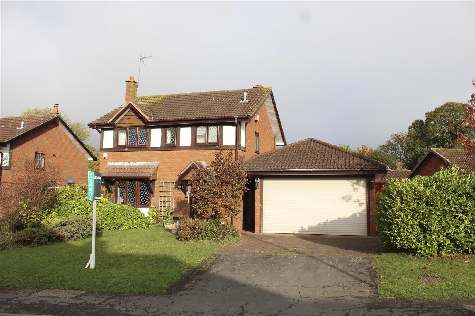 4 bed detached house for sale in Six Ashes Road, Stourbridge  - Property Image 17