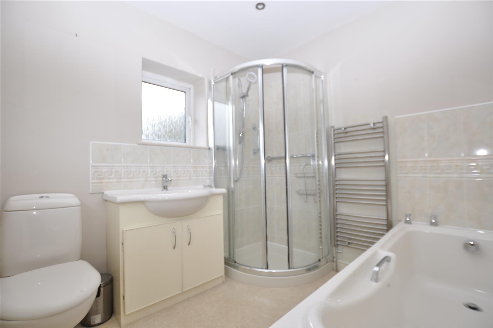 3 bed house for sale in Lodge Crescent, Stourbridge  - Property Image 24