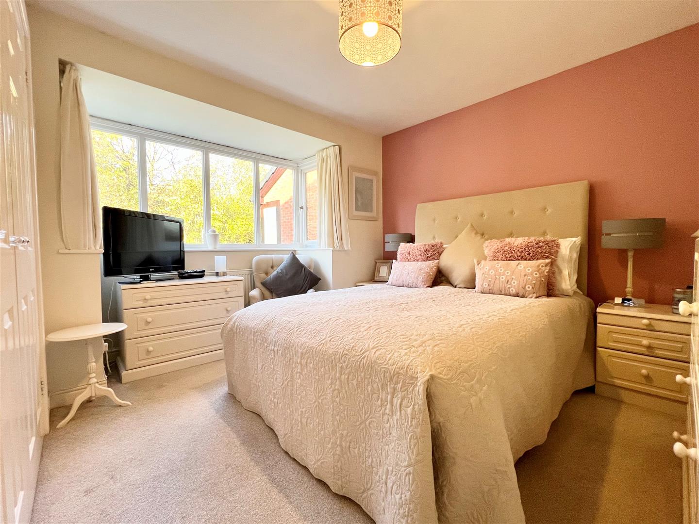 4 bed detached house for sale in The Woodlands, Cradley Heath  - Property Image 14