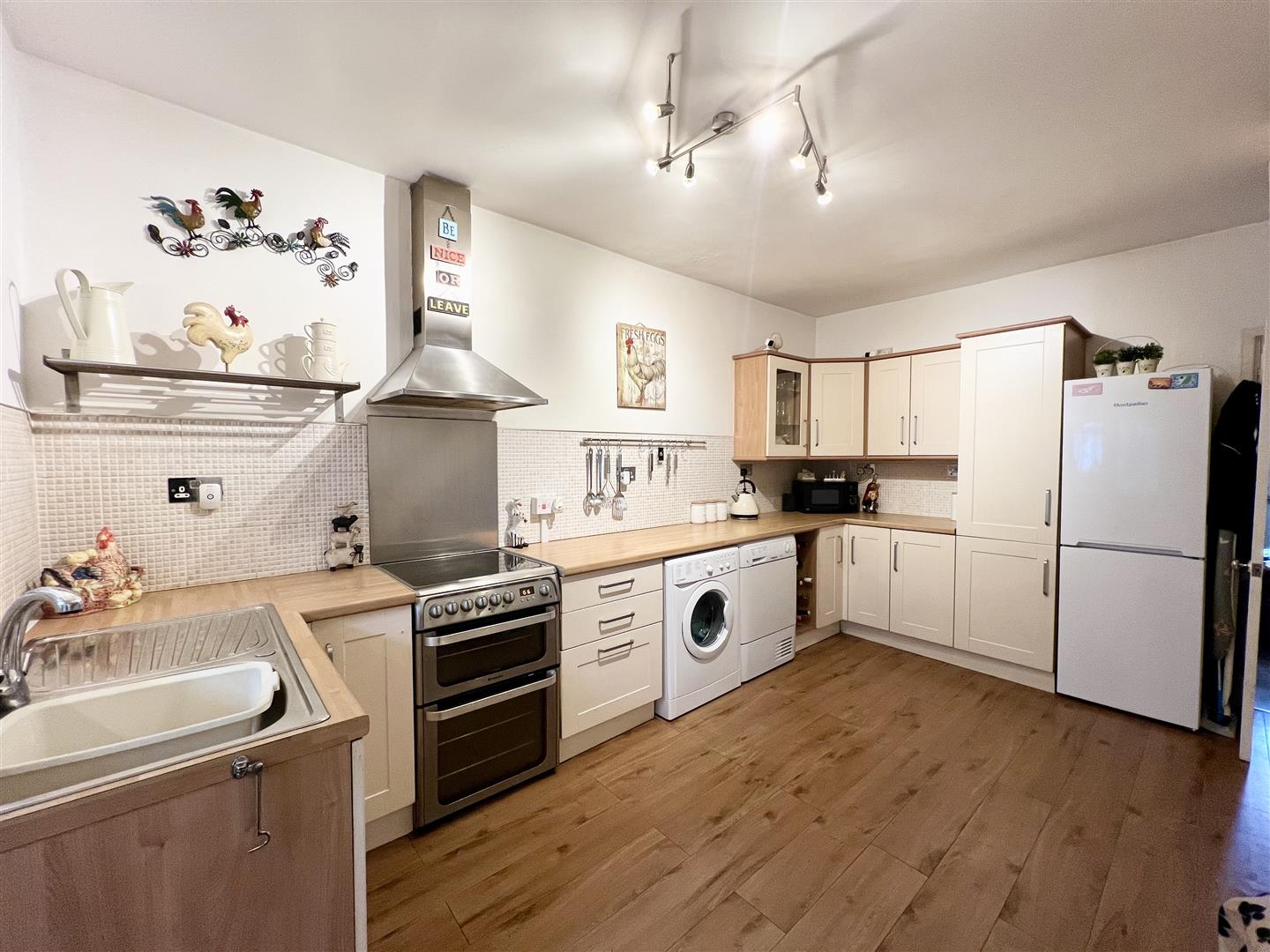 2 bed terraced house for sale in Cherry Street, Halesowen  - Property Image 5