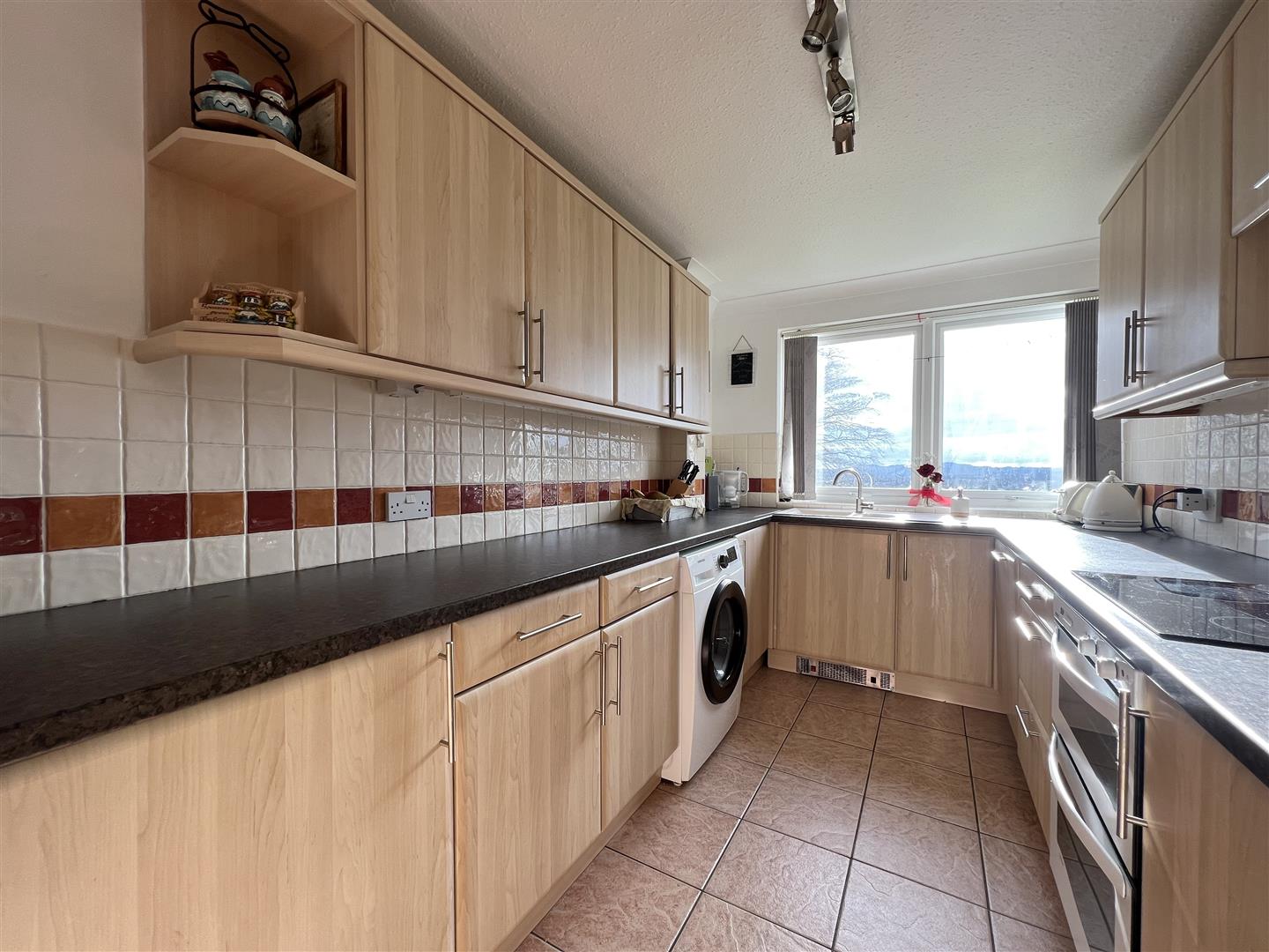 2 bed apartment for sale in Oldnall Road, Kidderminster  - Property Image 9