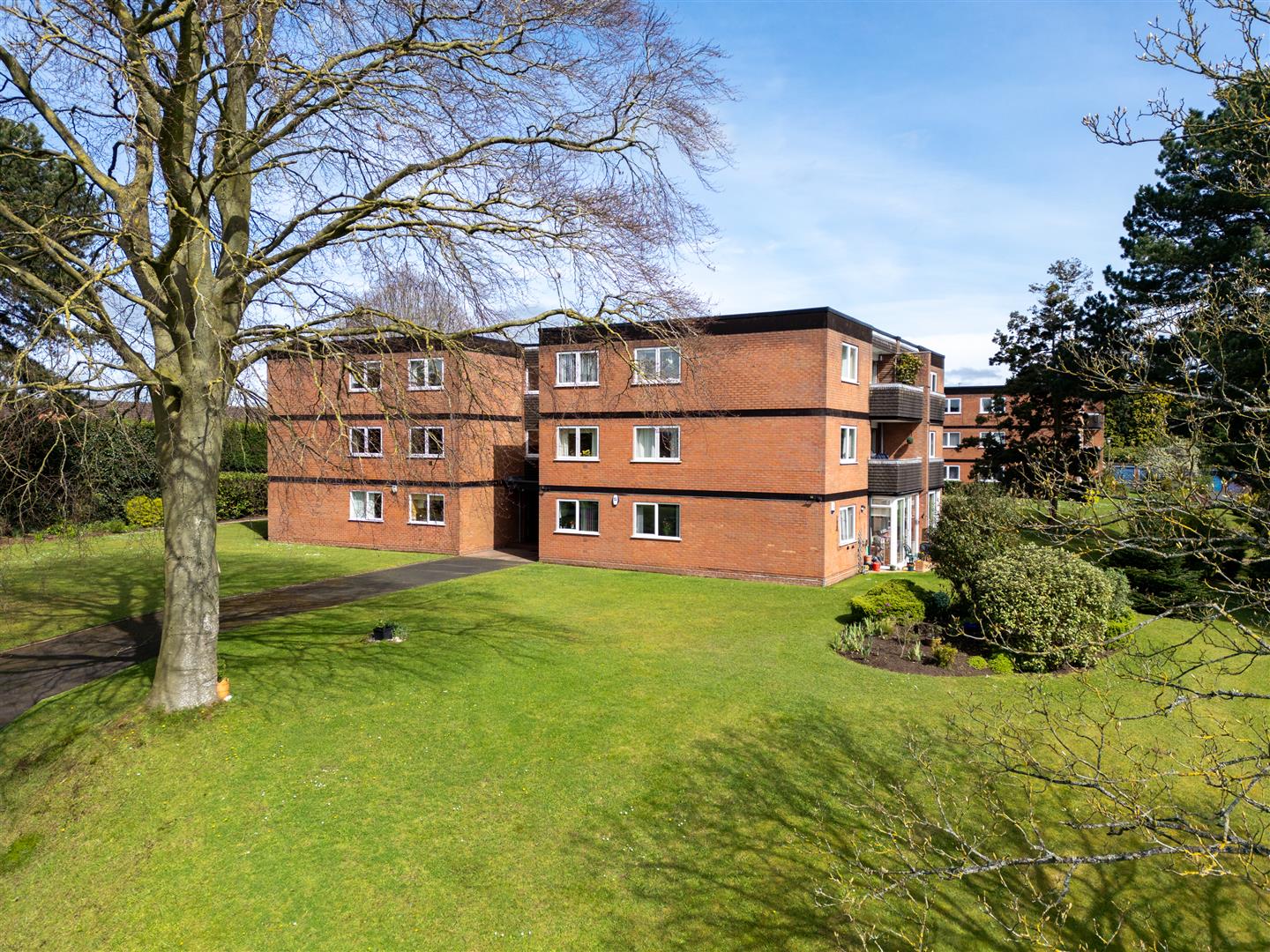 2 bed apartment for sale in Oldnall Road, Kidderminster  - Property Image 19