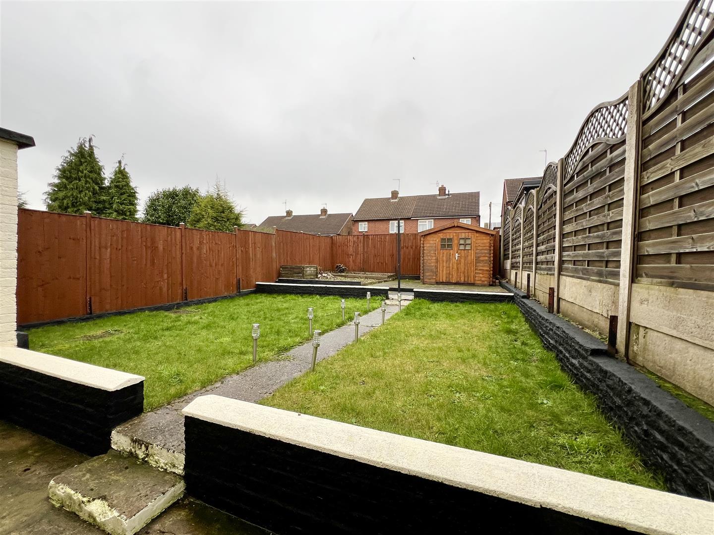 3 bed end of terrace house for sale in Eagle Close, Rowley Regis  - Property Image 16