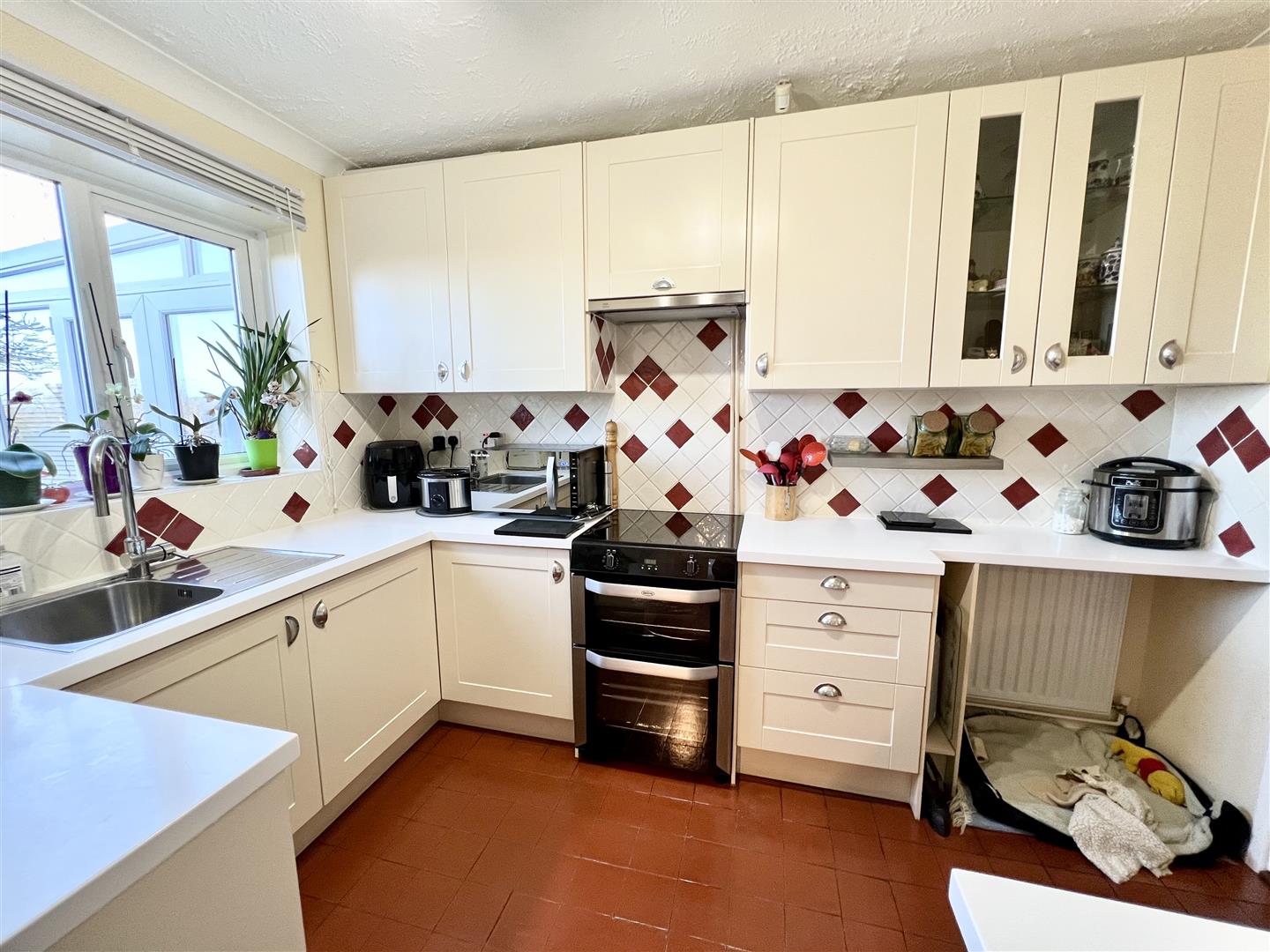 3 bed semi-detached house for sale in Two Gates, Halesowen  - Property Image 3