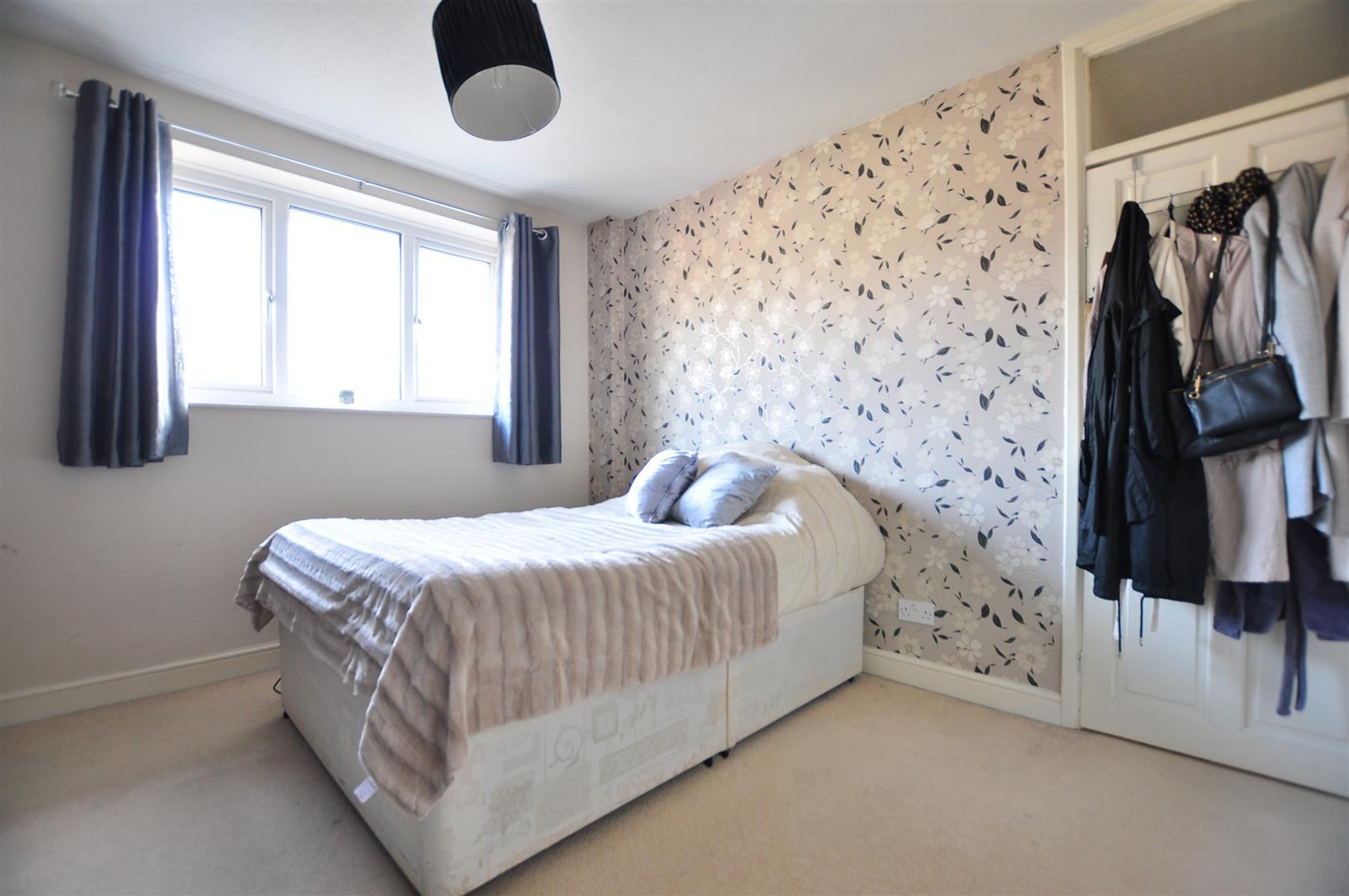 3 bed terraced house for sale in Woodman Close, Halesowen  - Property Image 11