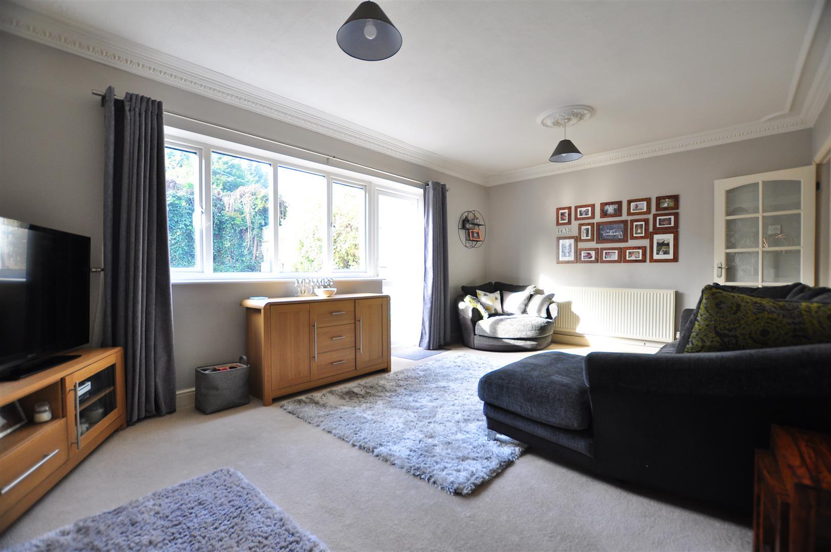 3 bed terraced house for sale in Woodman Close, Halesowen  - Property Image 4