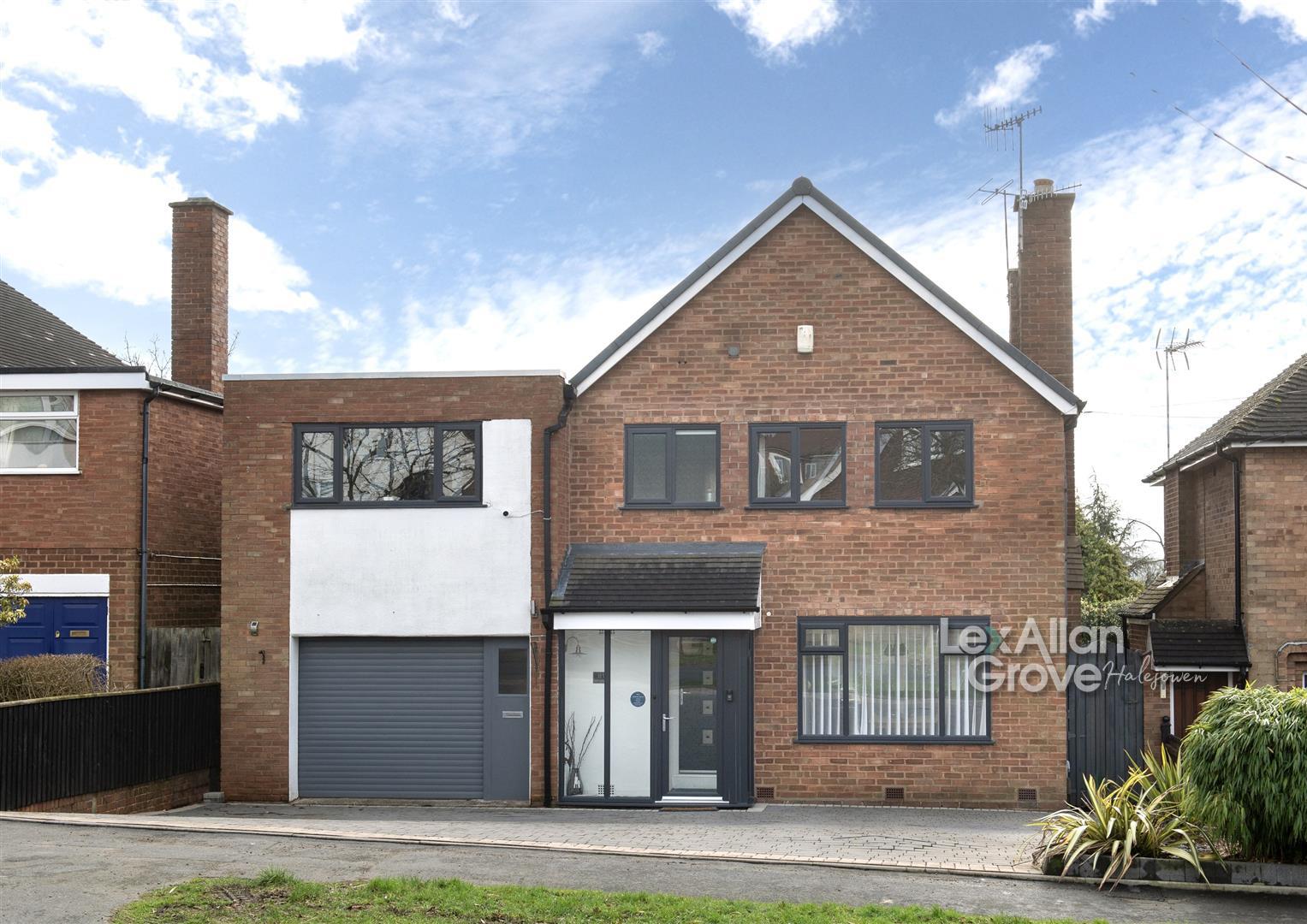 5 bed detached house for sale in Manor Abbey Road, Halesowen  - Property Image 1
