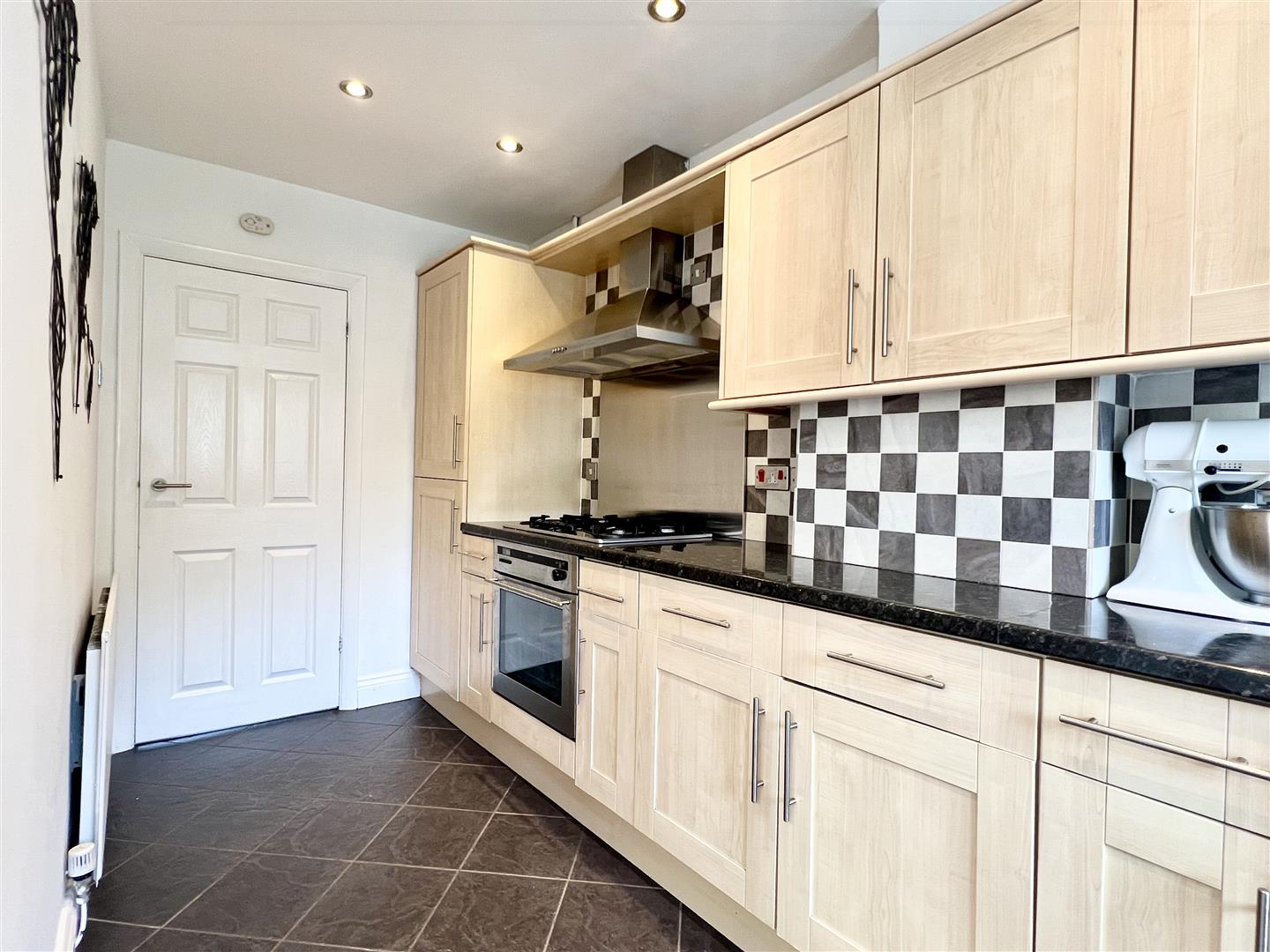 3 bed terraced house for sale  - Property Image 6
