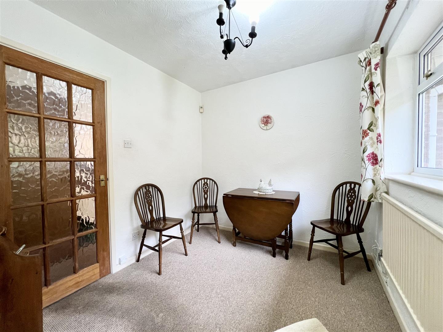 2 bed semi-detached house for sale in Chatsworth Road, Halesowen  - Property Image 4