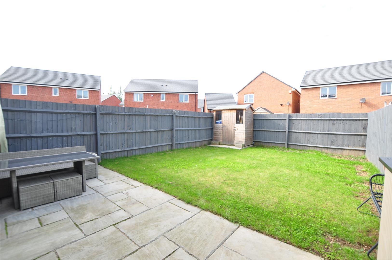 3 bed semi-detached house for sale in Vickers Close, Halesowen  - Property Image 15