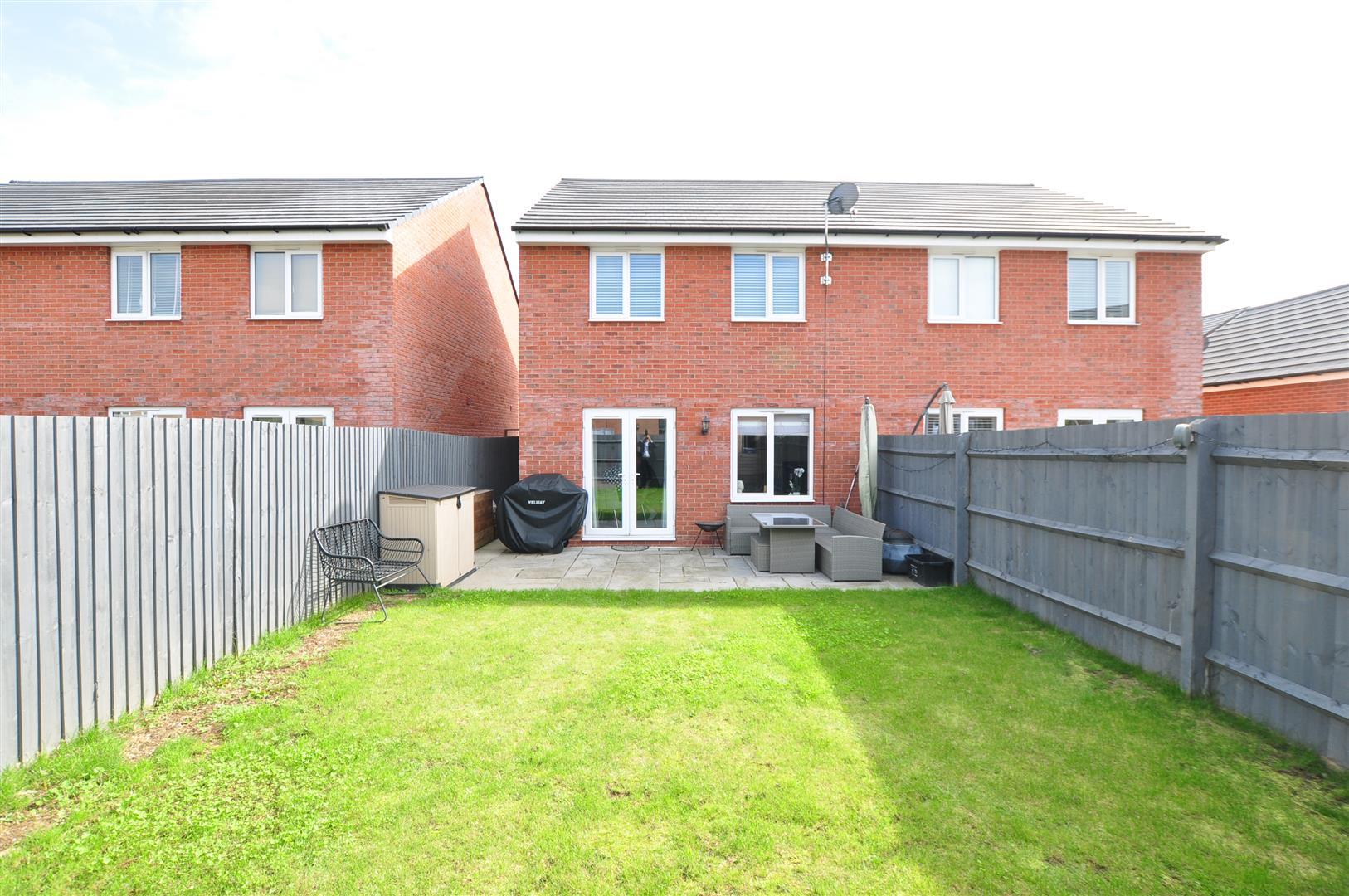 3 bed semi-detached house for sale in Vickers Close, Halesowen  - Property Image 14