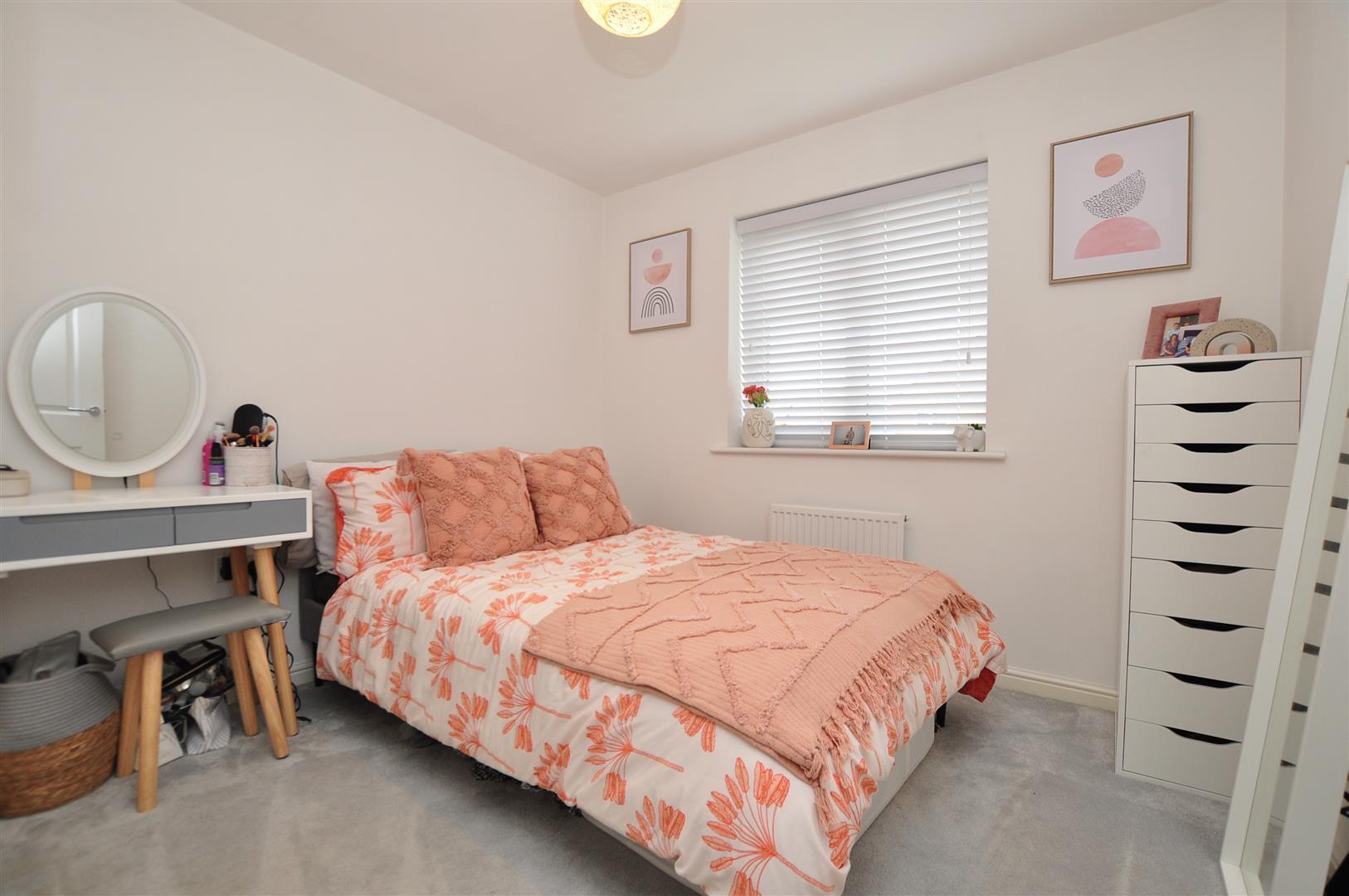 3 bed semi-detached house for sale in Vickers Close, Halesowen  - Property Image 10
